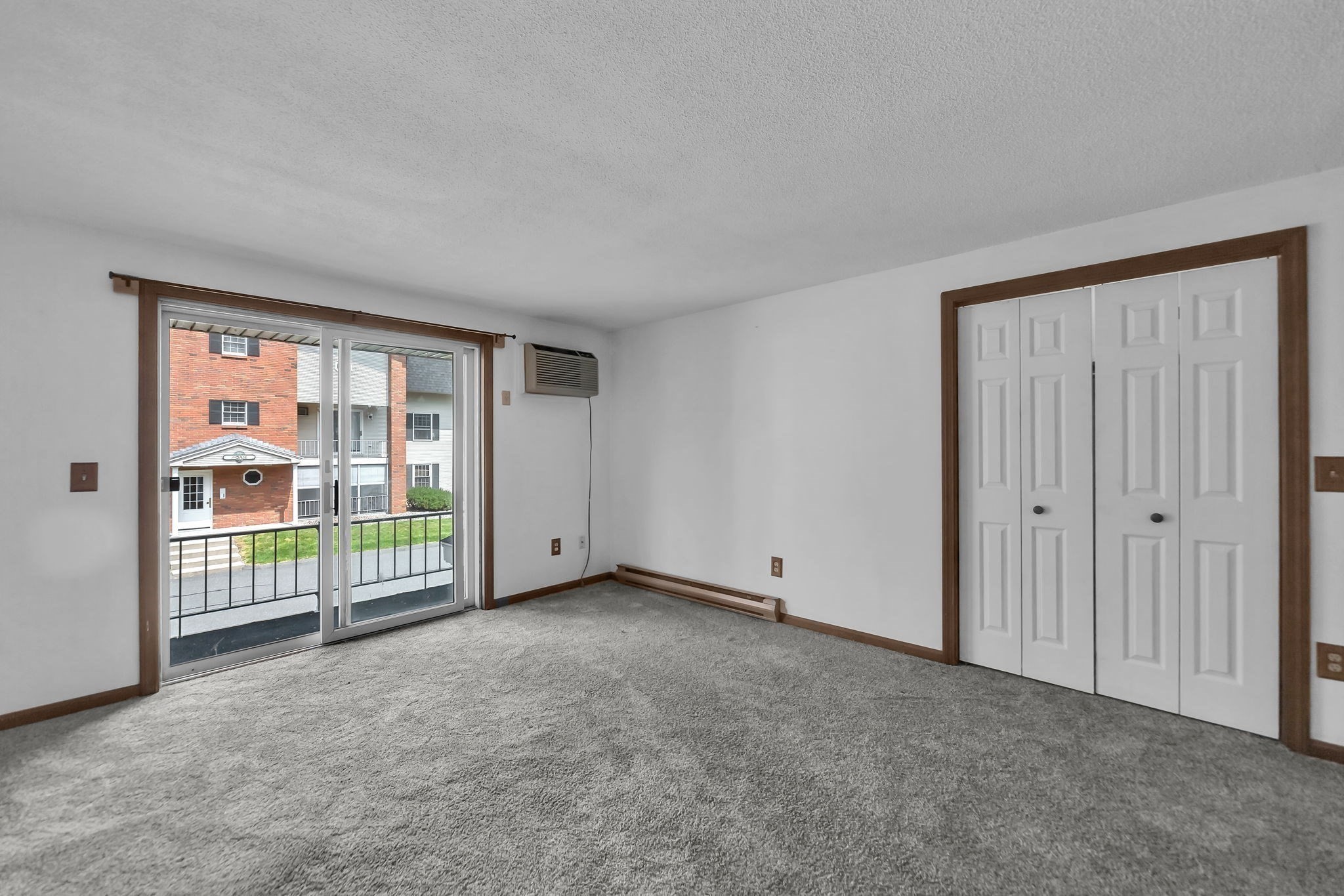 south-hadley - #73401848