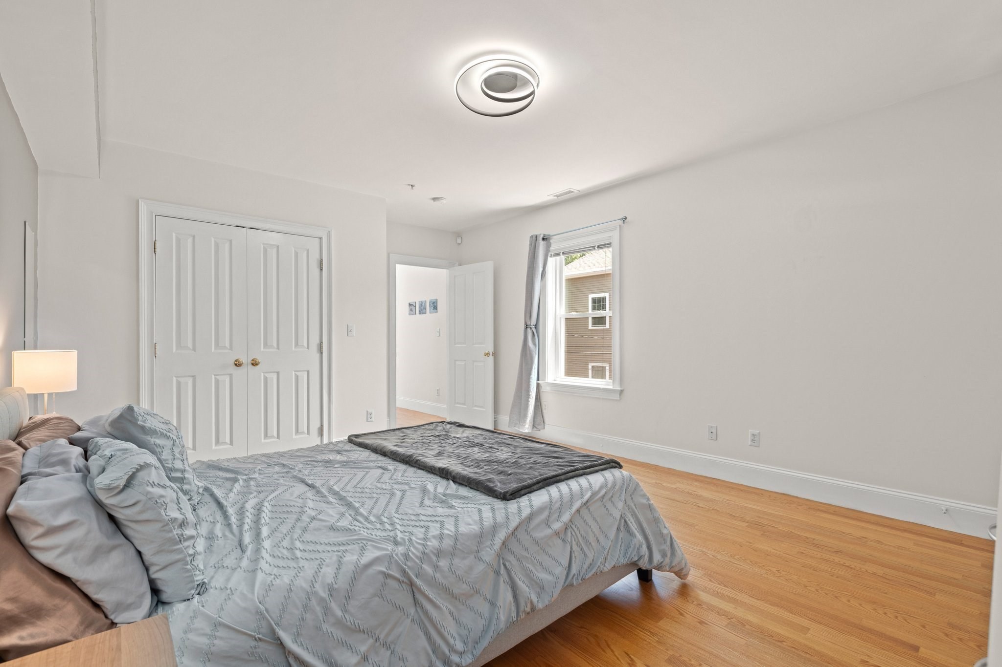 waltham - #73401895