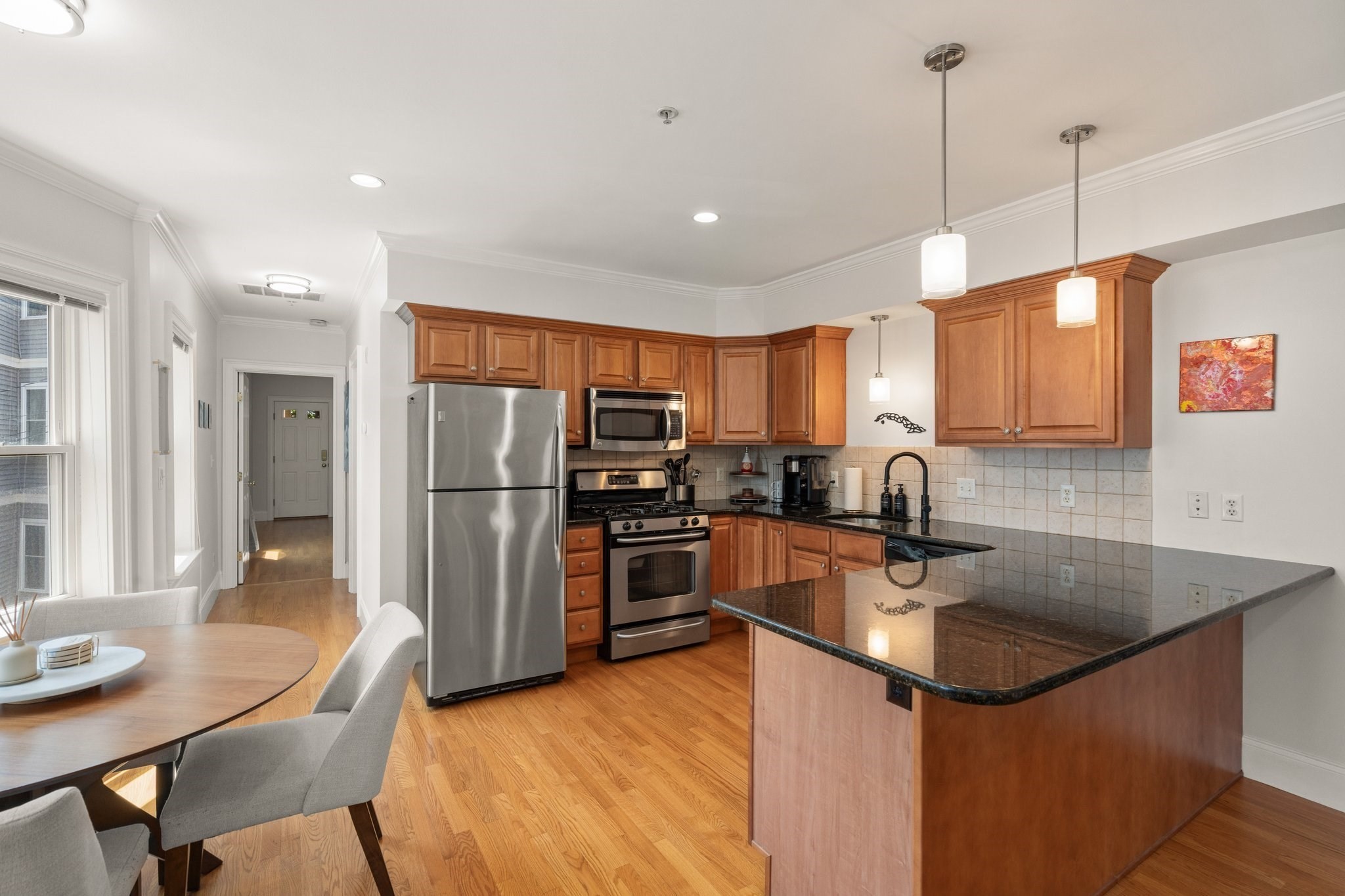 waltham - #73401895
