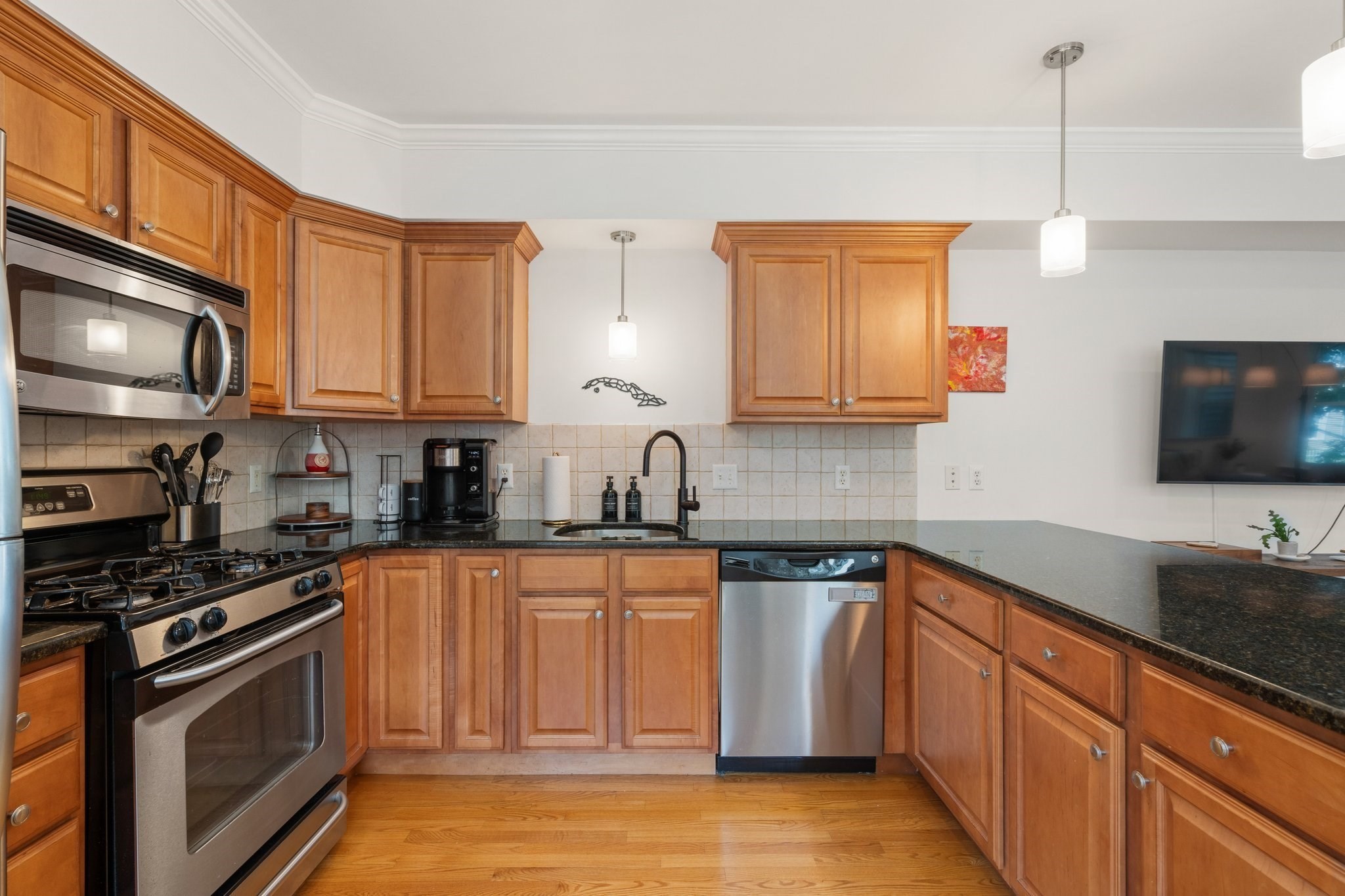 waltham - #73401895