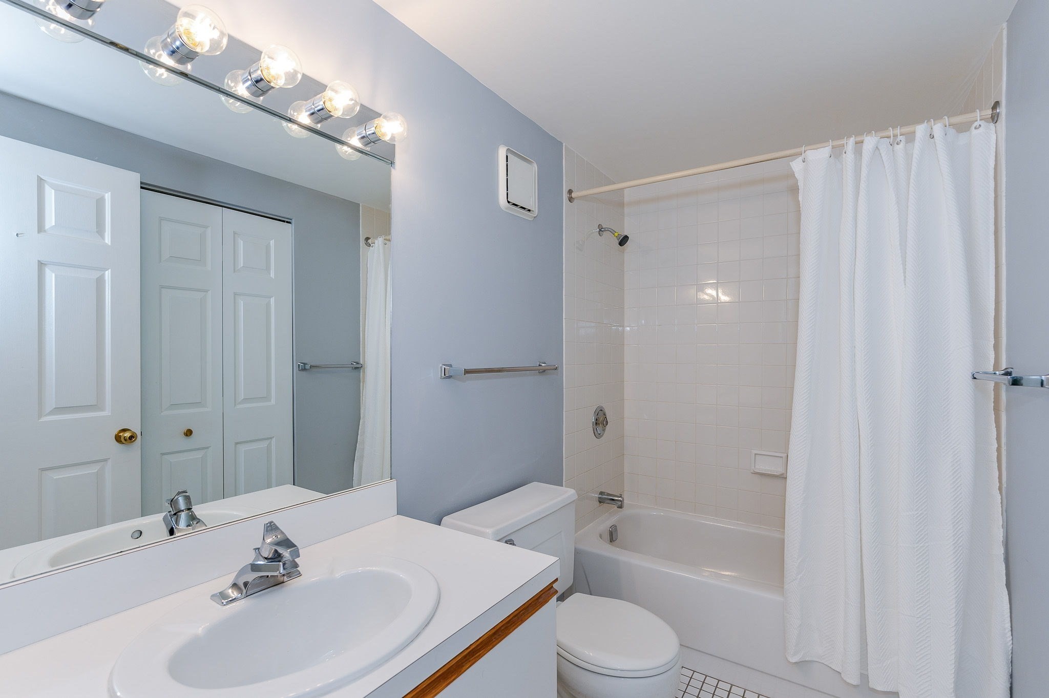 stoneham - #73402059