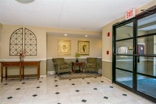 stoneham - #73402059
