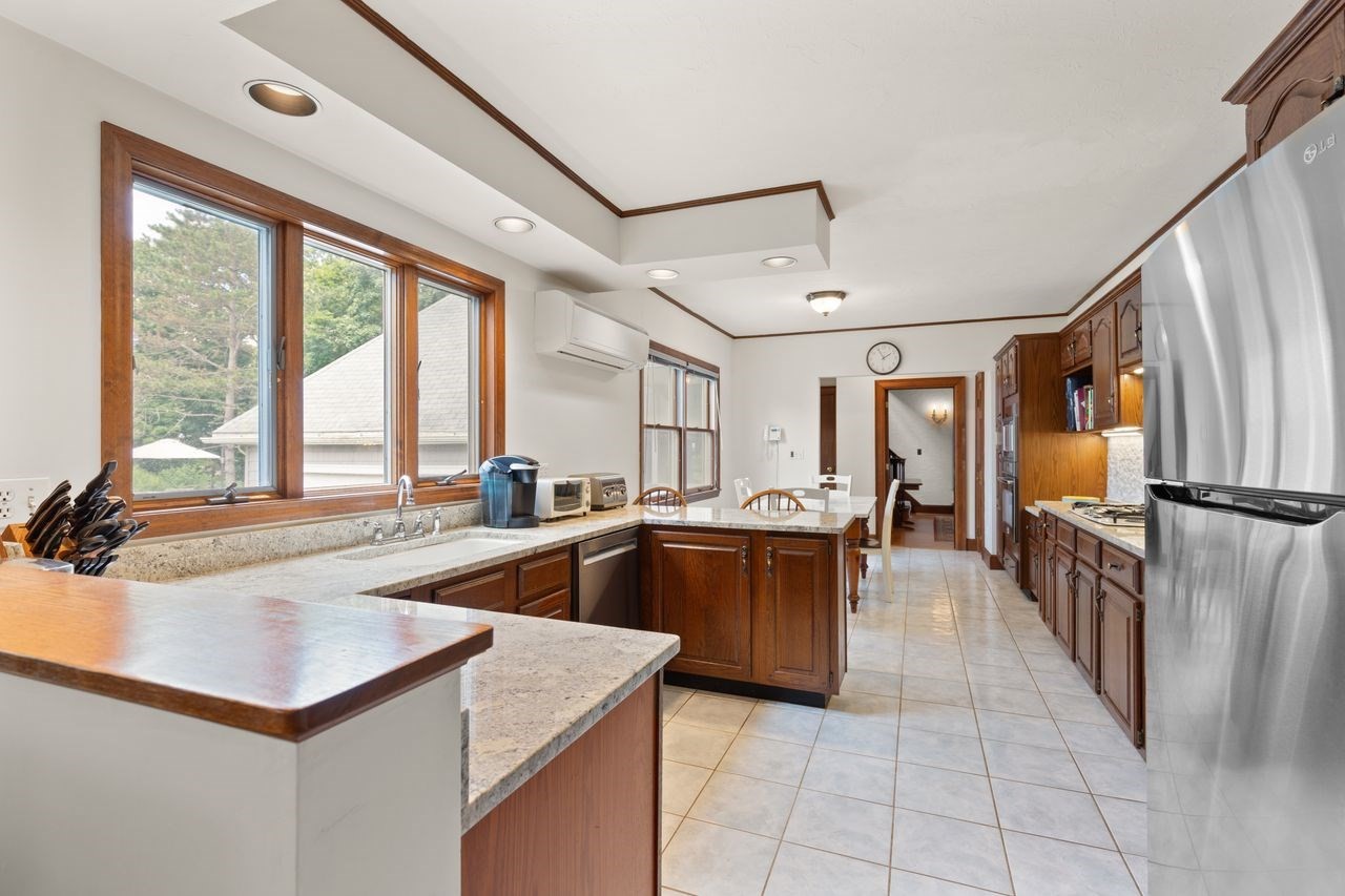 stoughton - #73402172