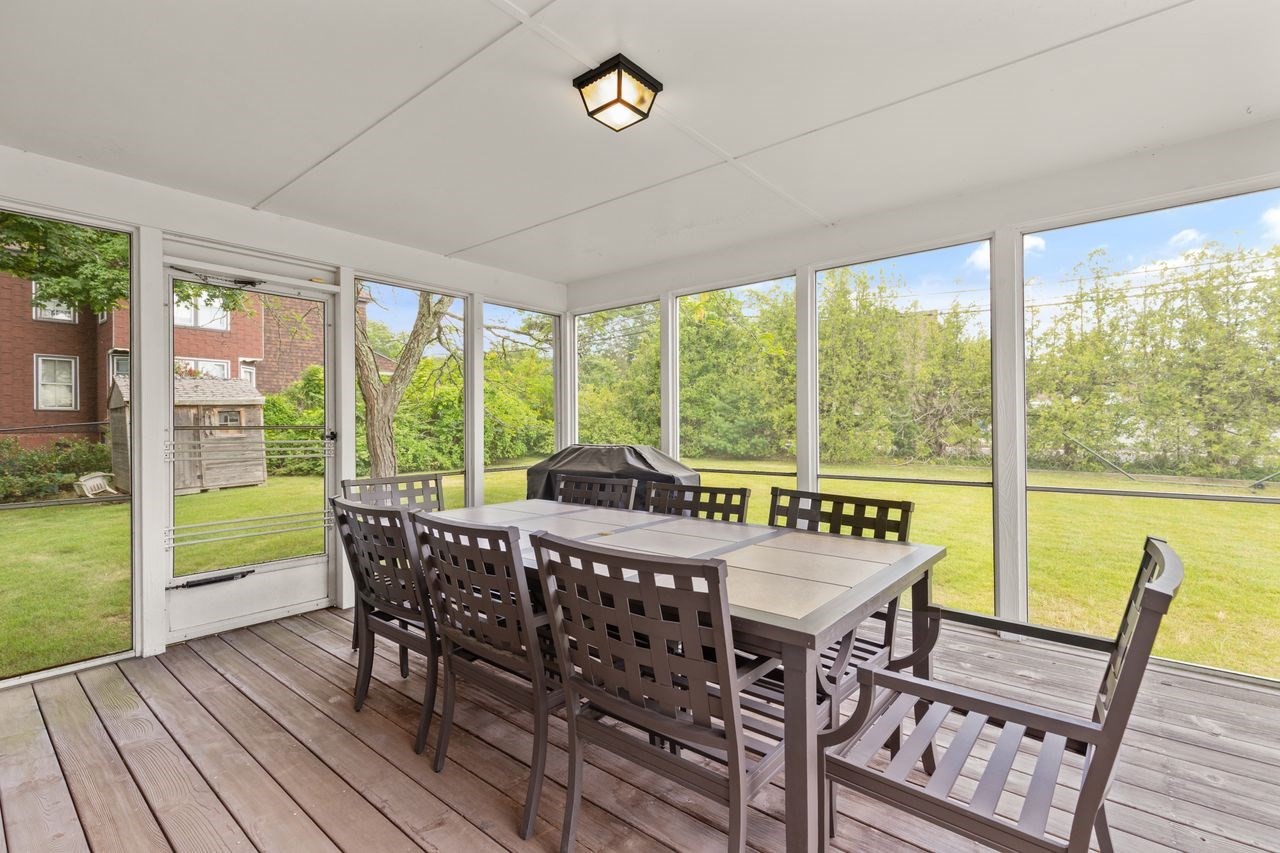 stoughton - #73402172