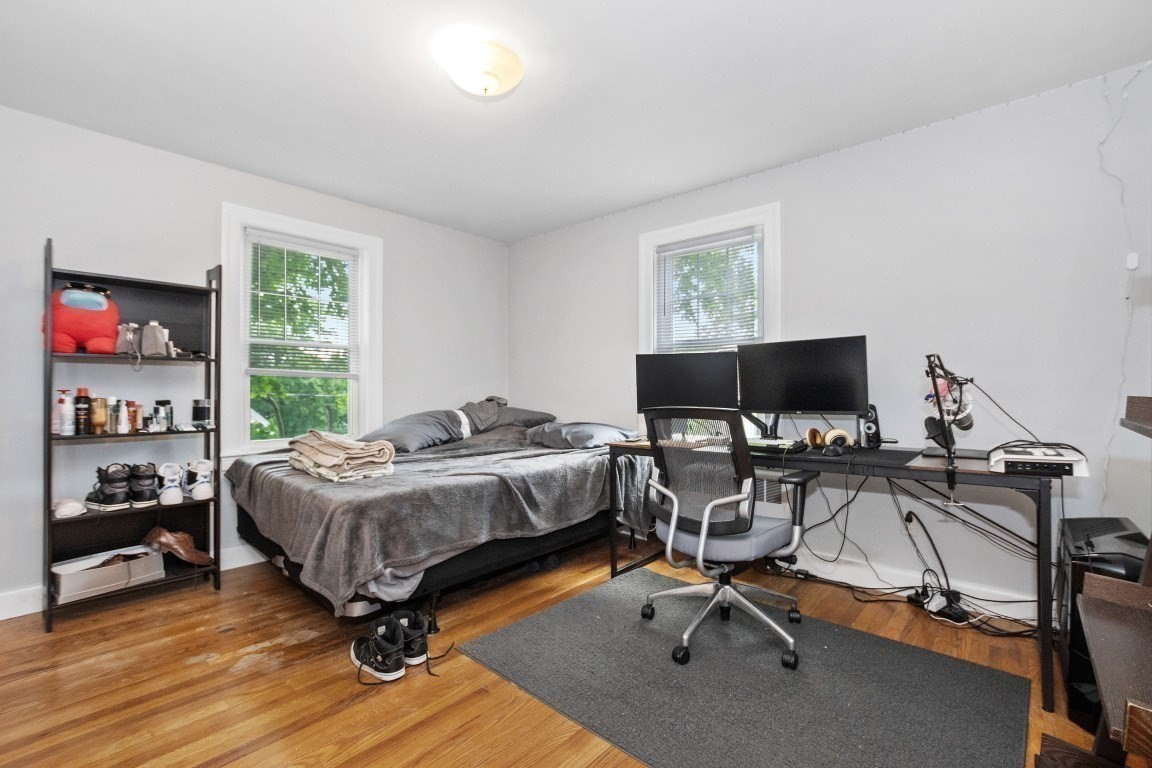 waltham - #73402396