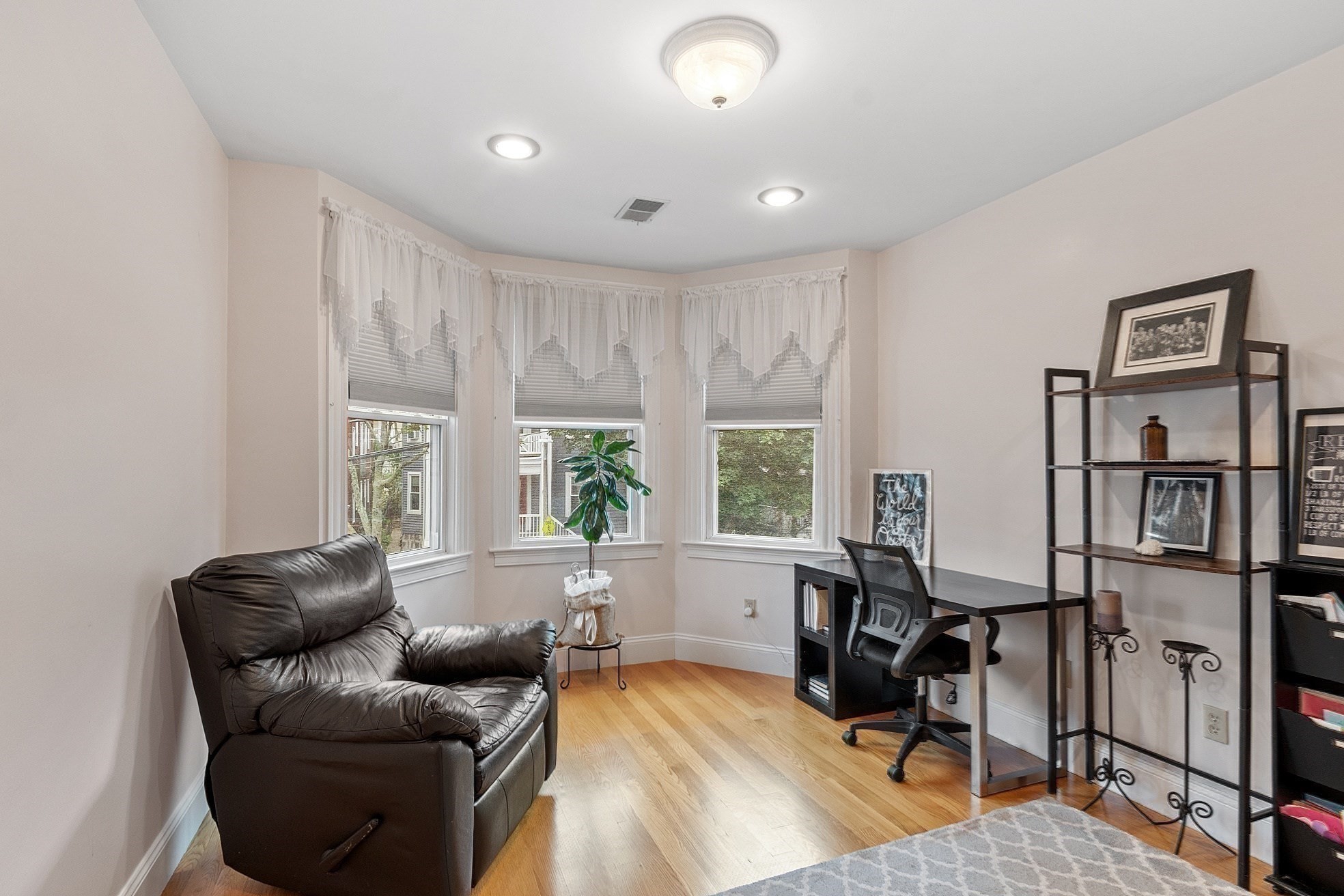 dorchester - #73402409