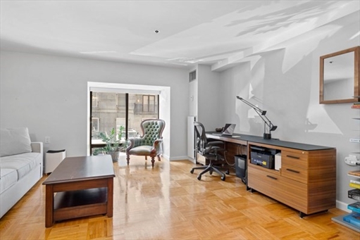 357 Commercial St., Apt 17