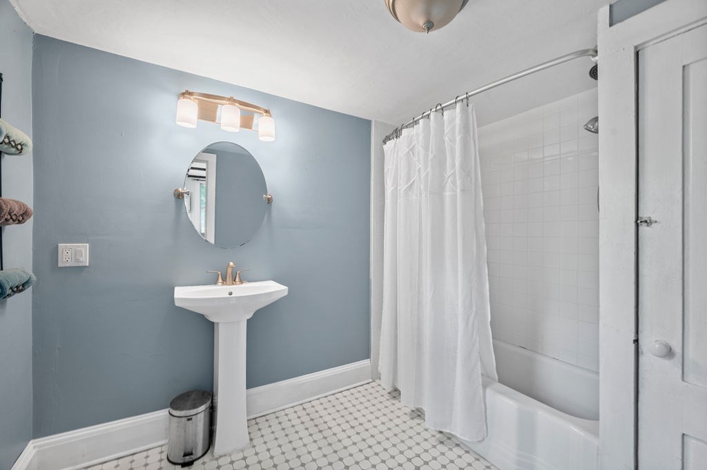 georgetown - #73402432