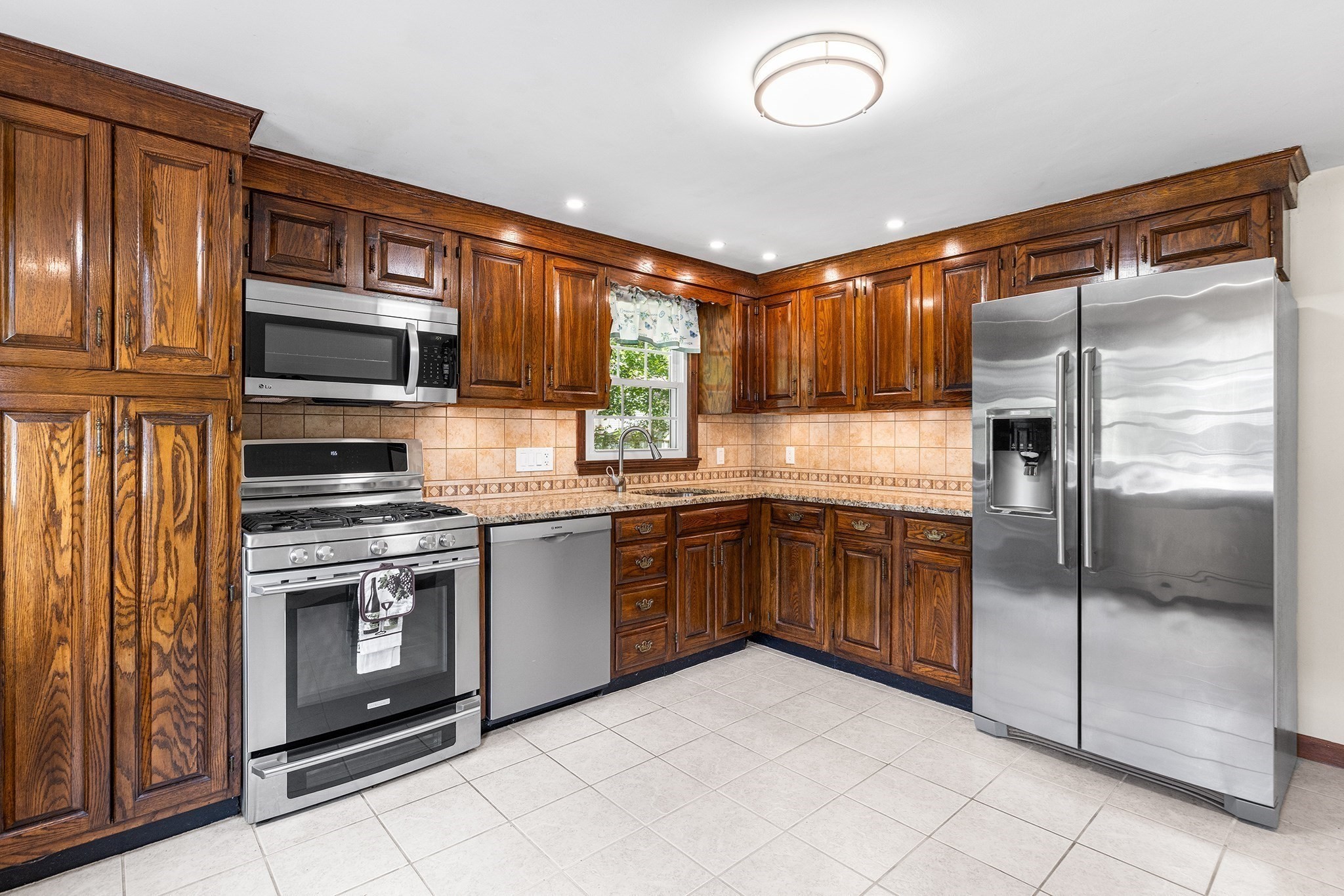 lynnfield - #73402451