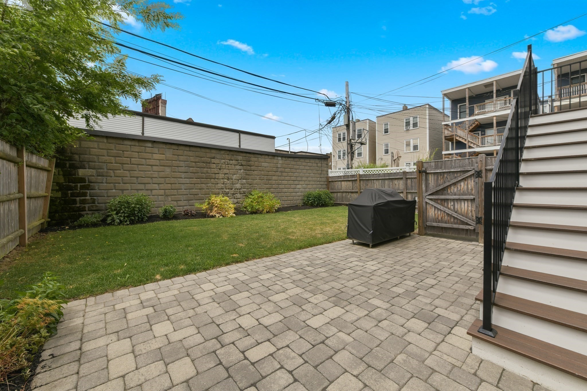 dorchester - #73402469