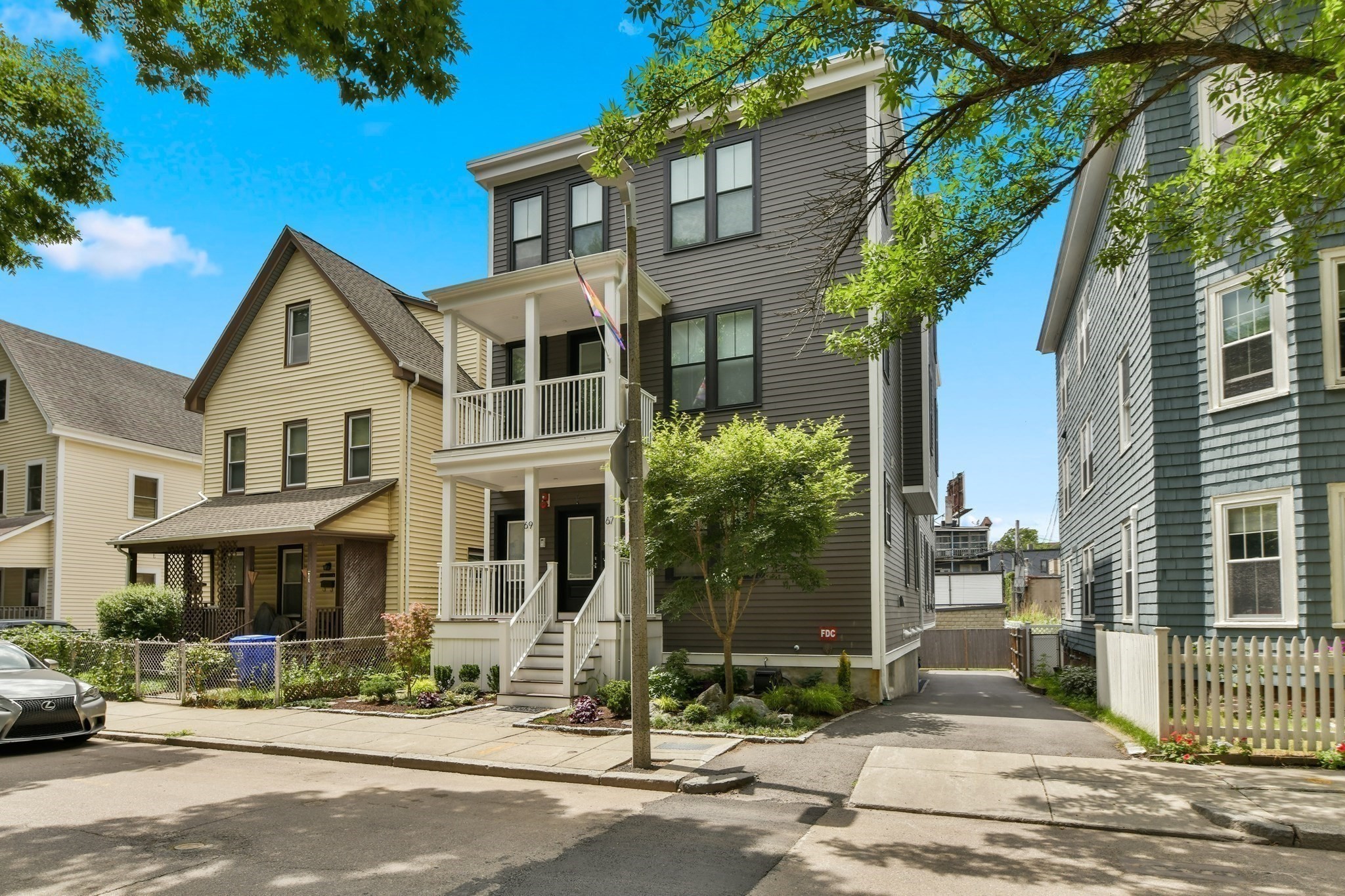 dorchester - #73402469