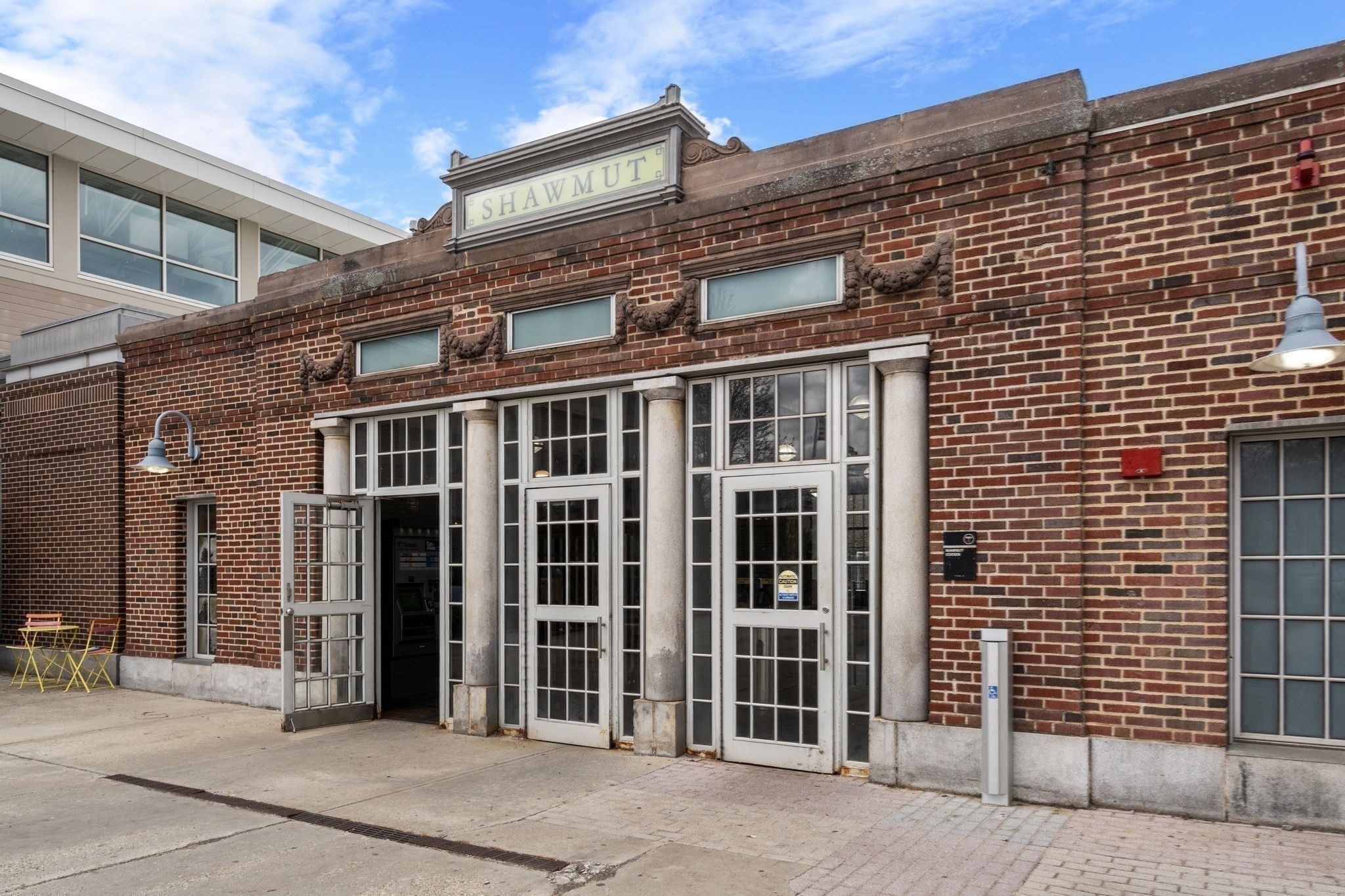 dorchester - #73402503