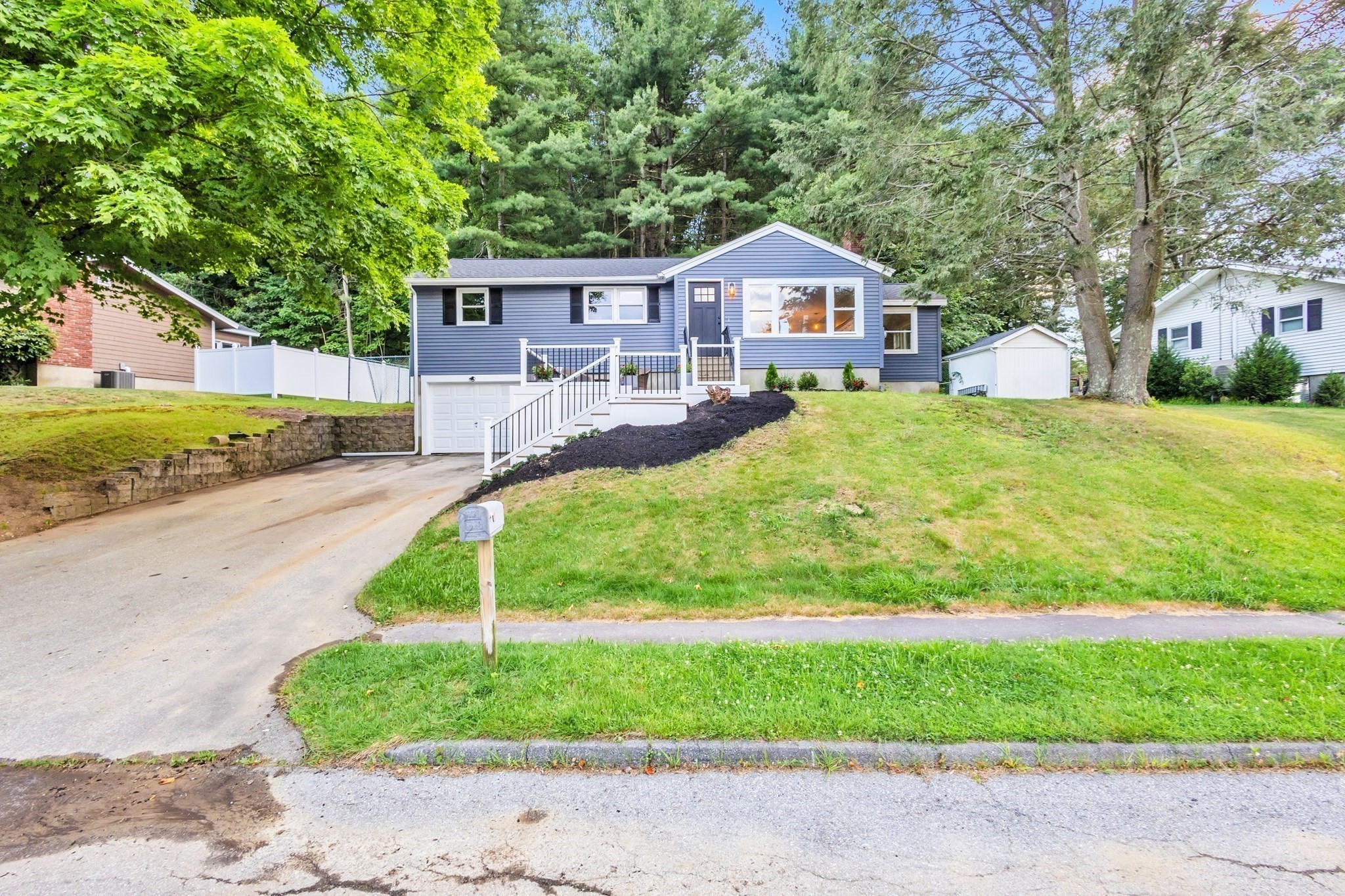 hudson - #73402710