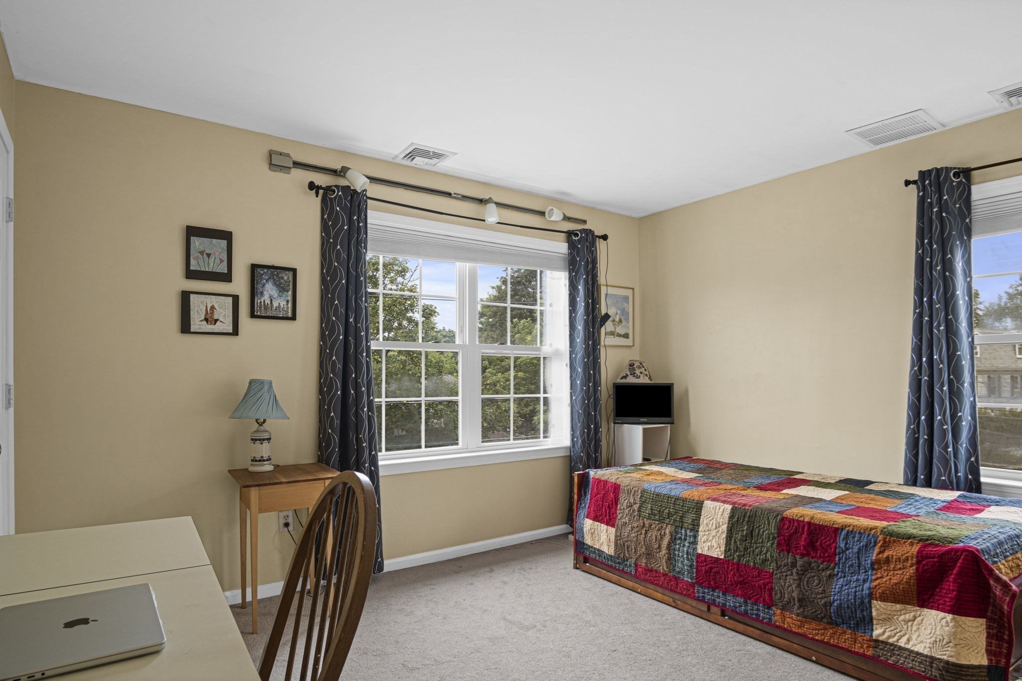 woburn - #73402823
