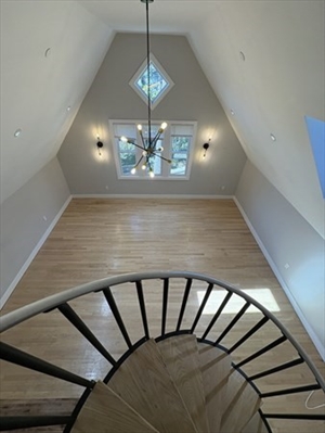 15 Lanark Rd, Apt PH