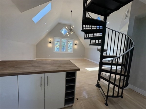 15 Lanark Rd, Apt PH