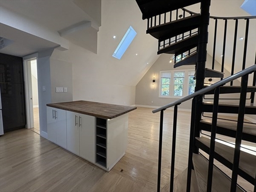 15 Lanark Rd, Apt PH