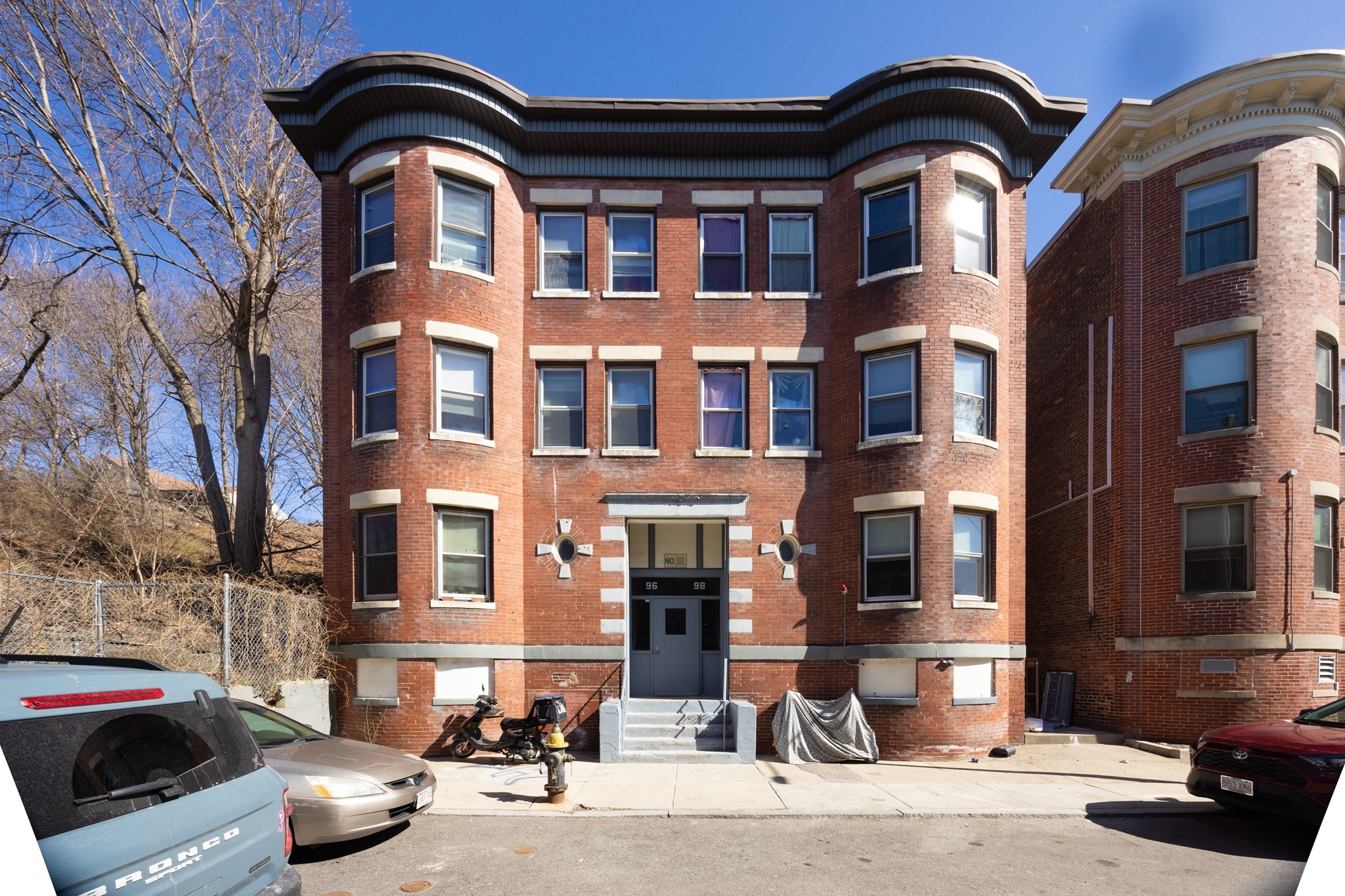 roxbury - #73403099