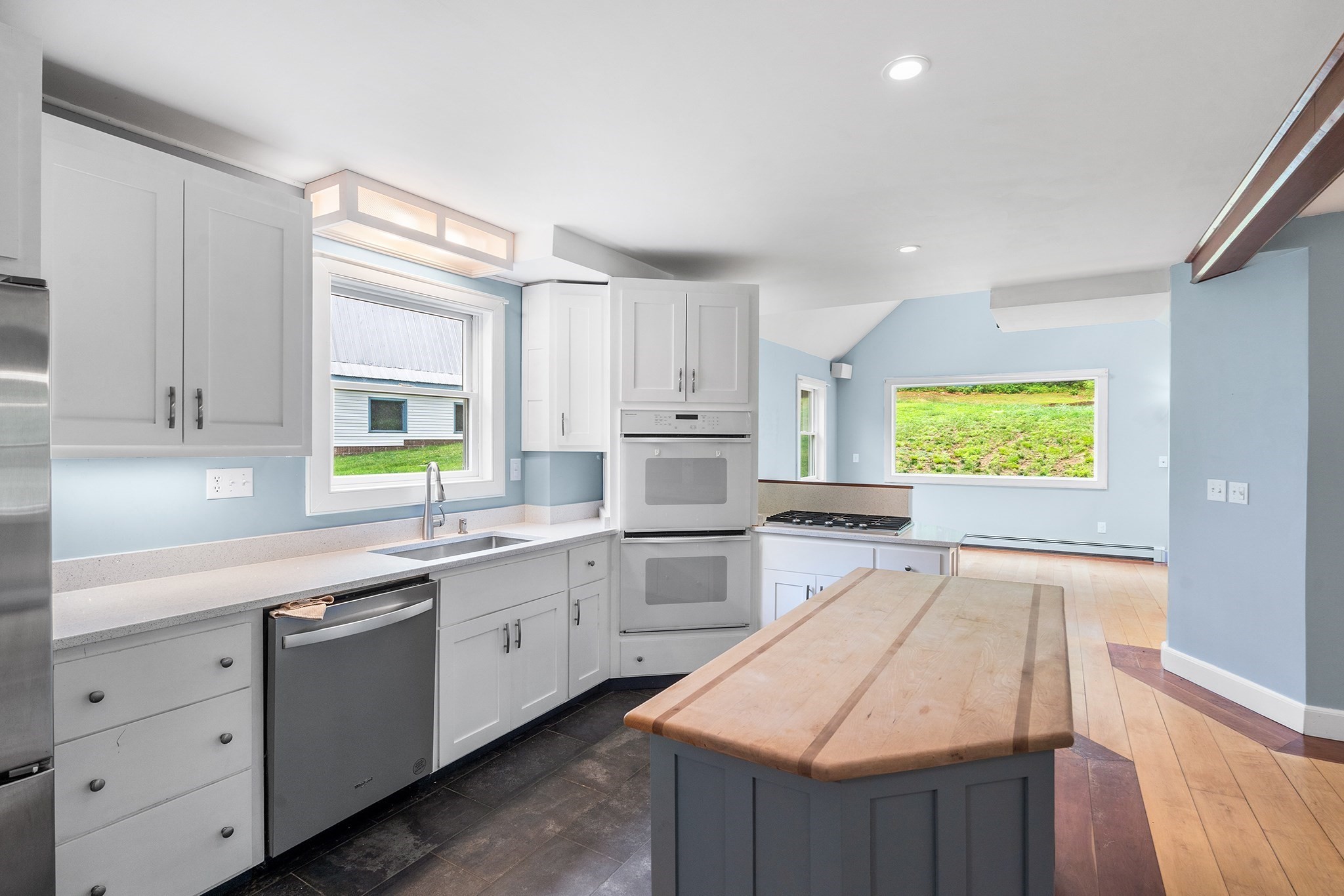 84 High St, Upton, MA 01568 - Image 8