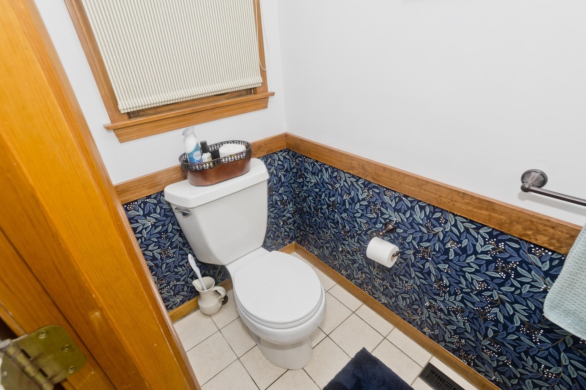 belchertown - #73403161