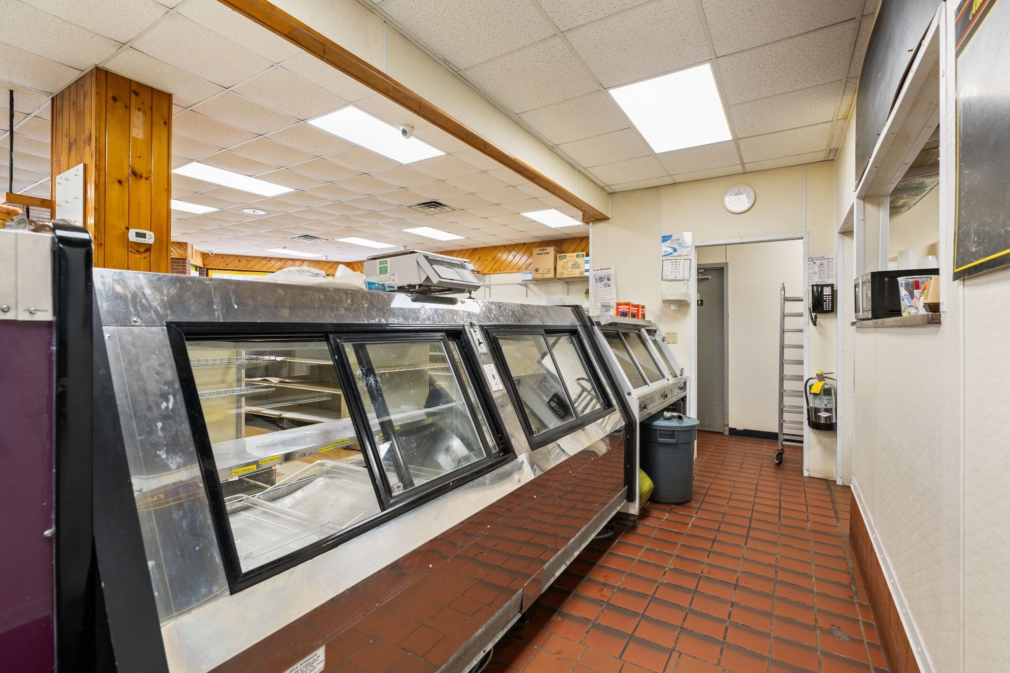 482 Belleville Ave, New Bedford, MA 02746 - Image 12