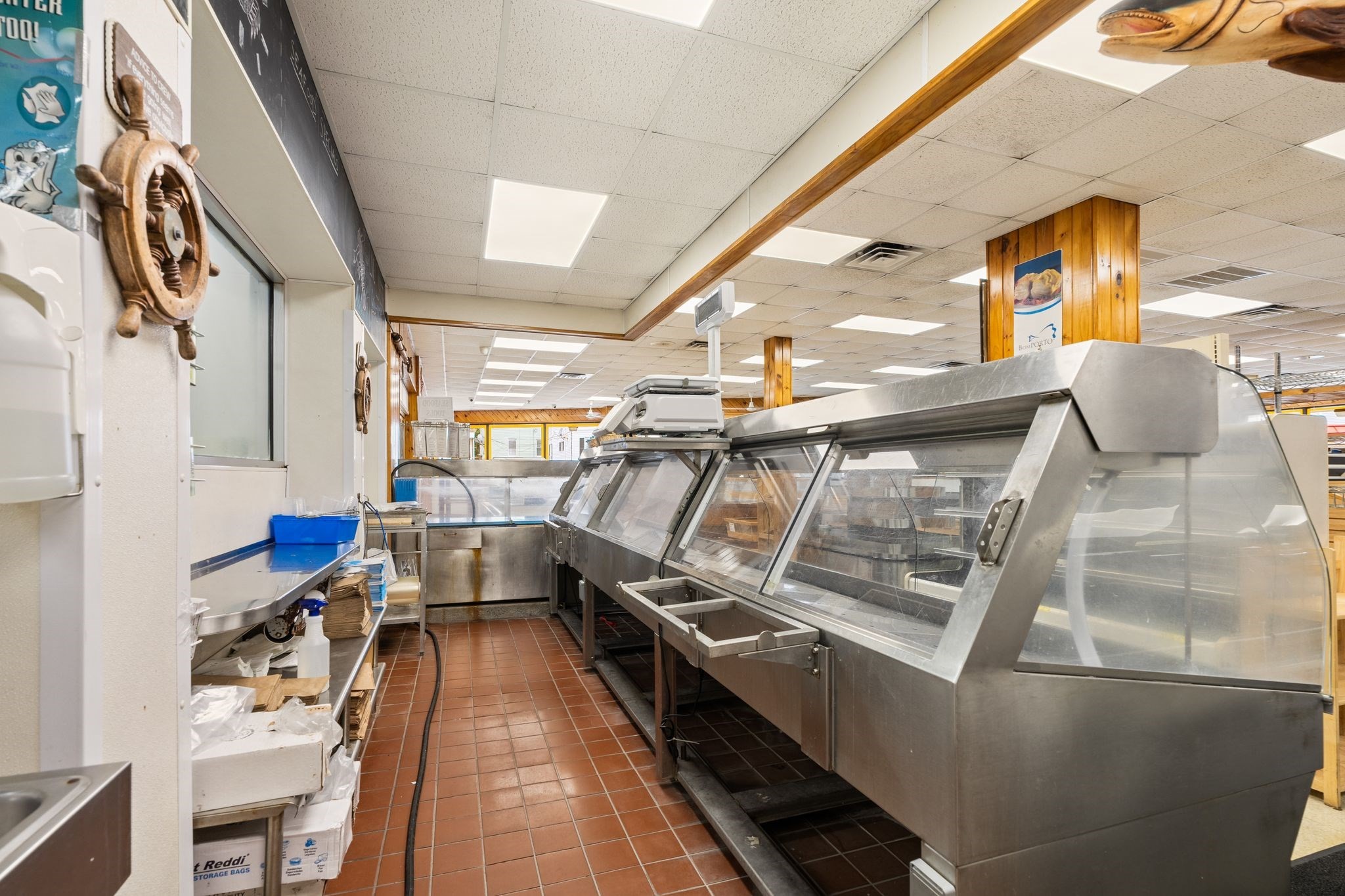 482 Belleville Ave, New Bedford, MA 02746 - Image 15