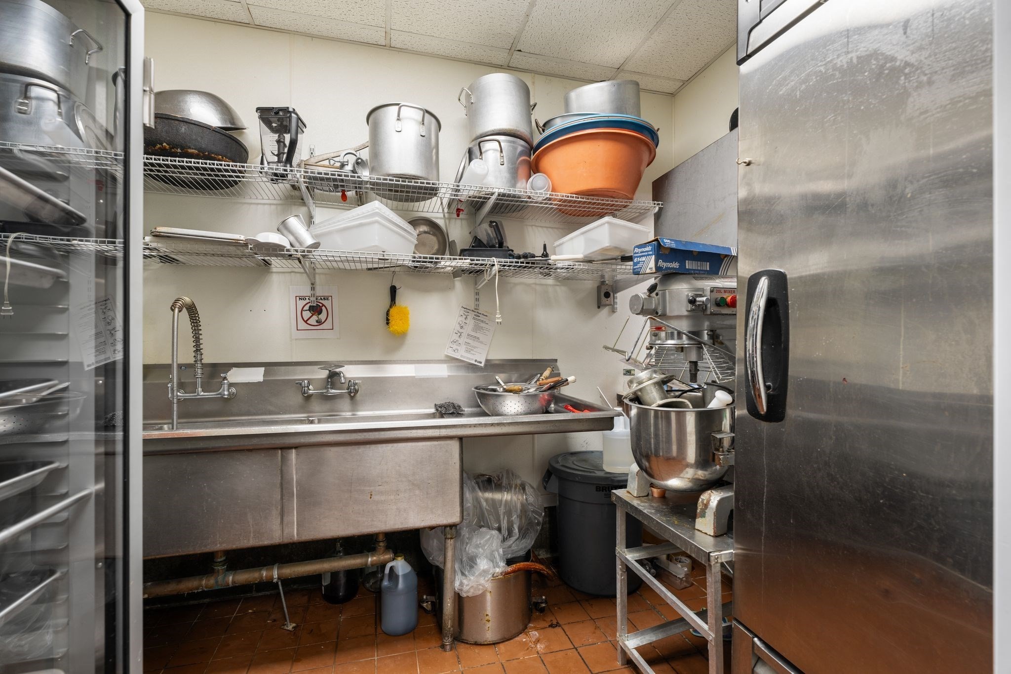 482 Belleville Ave, New Bedford, MA 02746 - Image 39