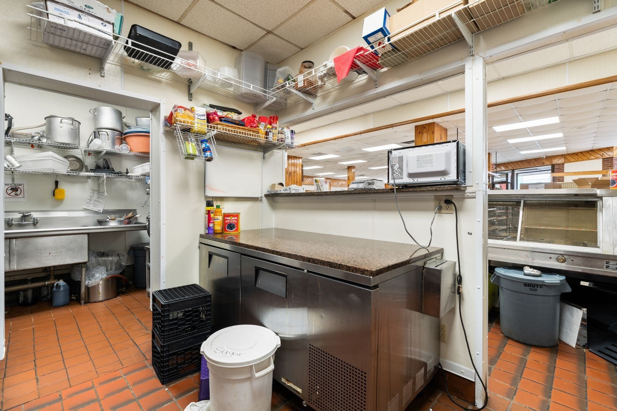 482 Belleville Ave, New Bedford, MA 02746 - Image 40