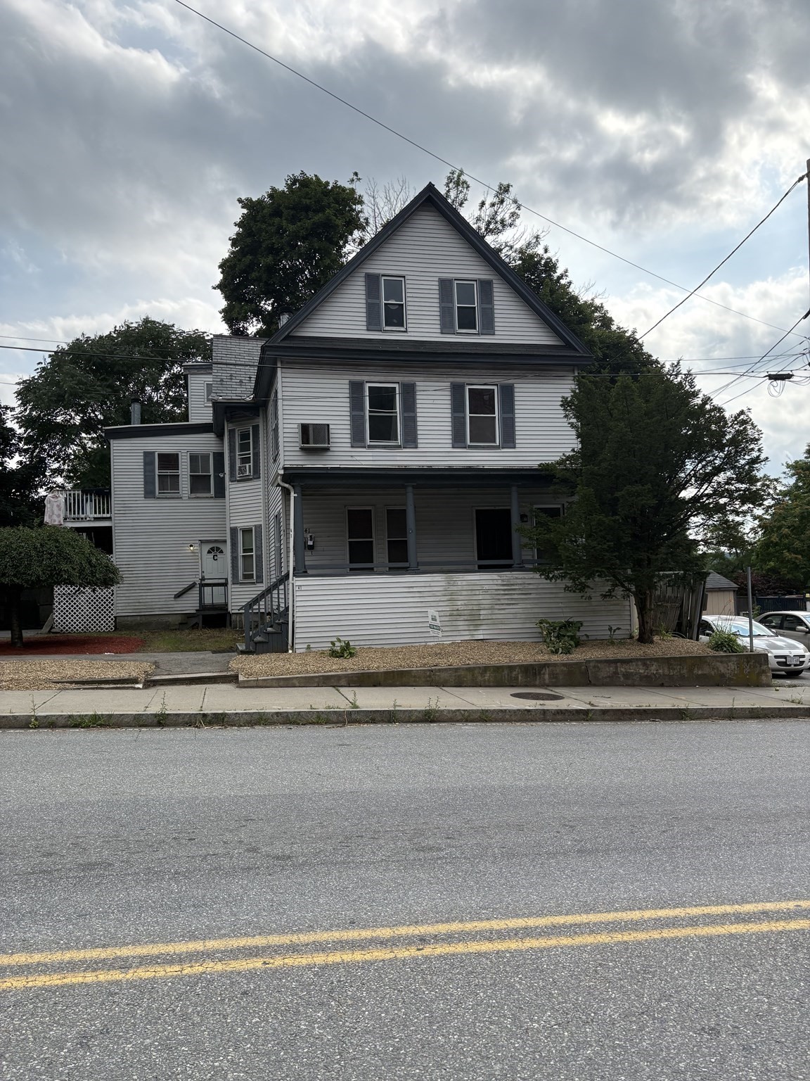 lowell - #73403512