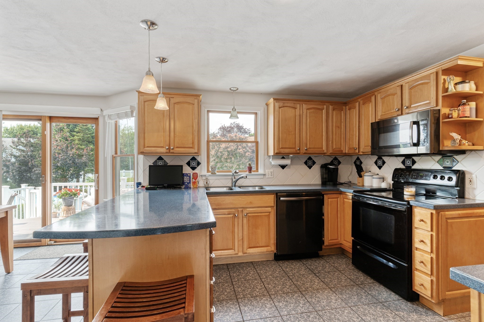 seekonk - #73403797