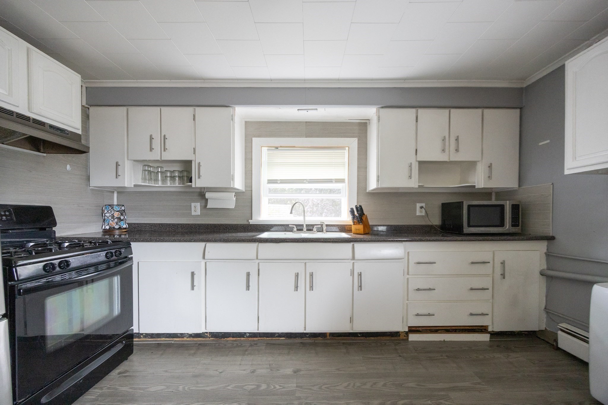 735 Reed Rd, Dartmouth, MA 02747 - Image 11