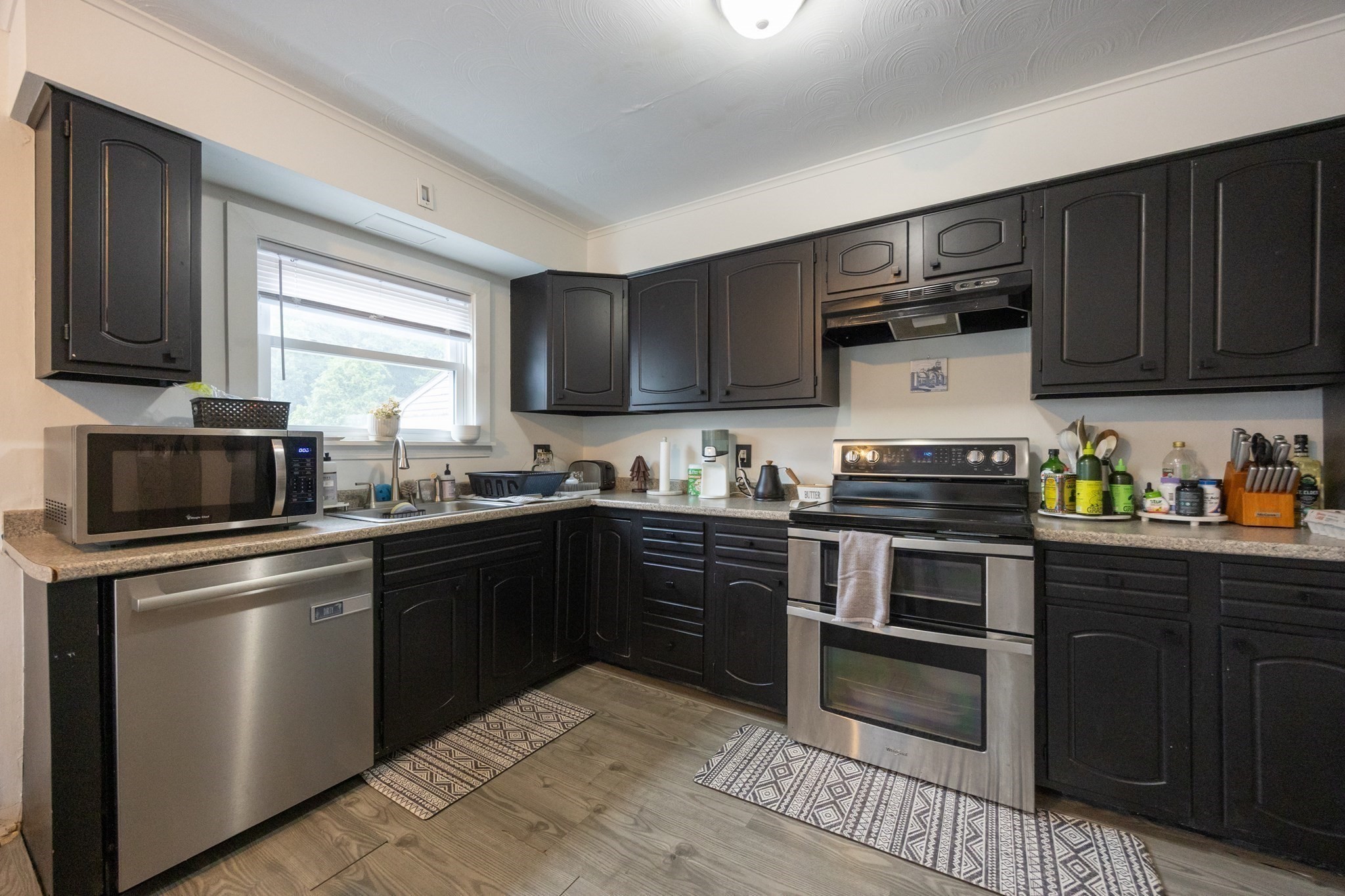 735 Reed Rd, Dartmouth, MA 02747 - Image 3