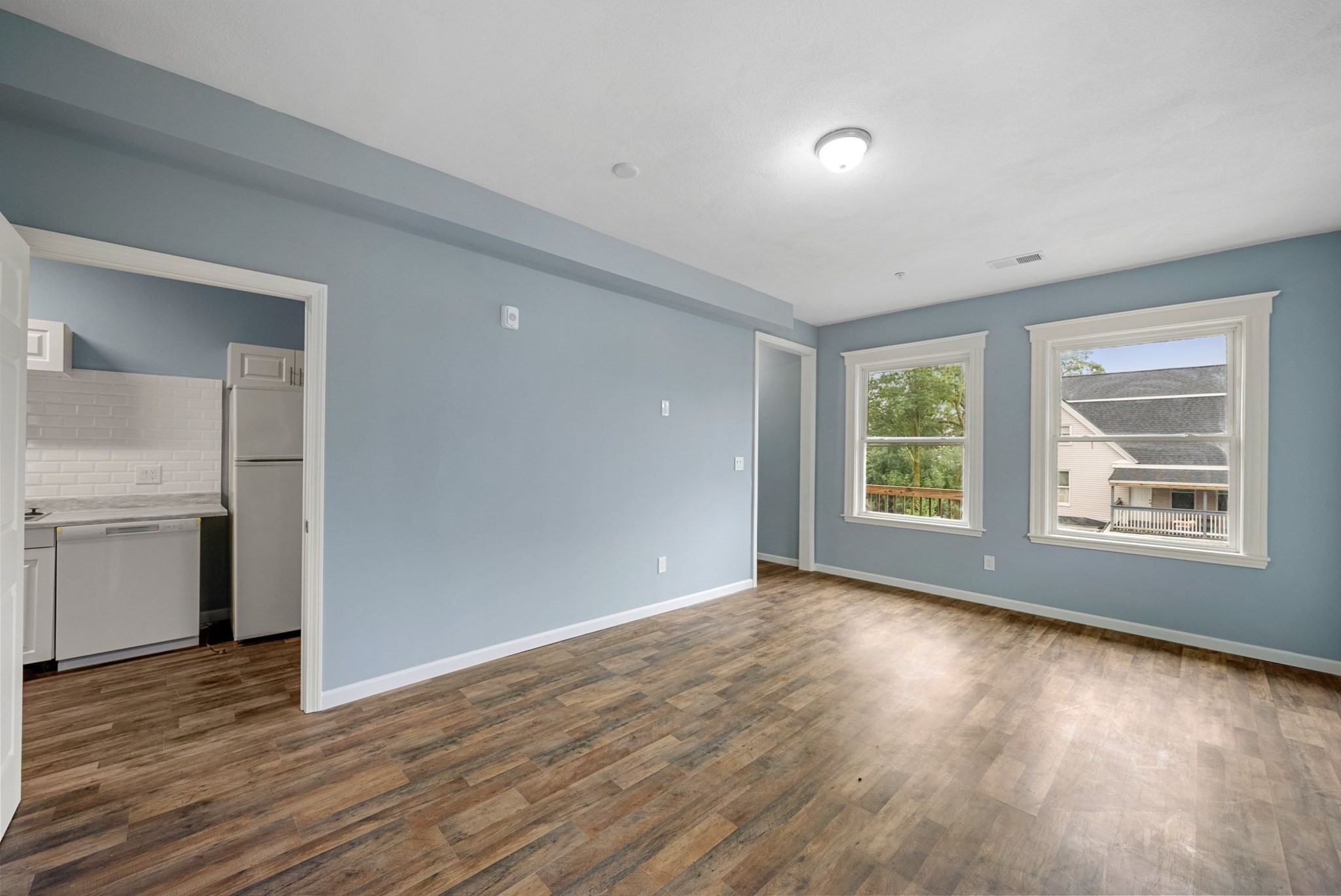 roxbury - #73404038