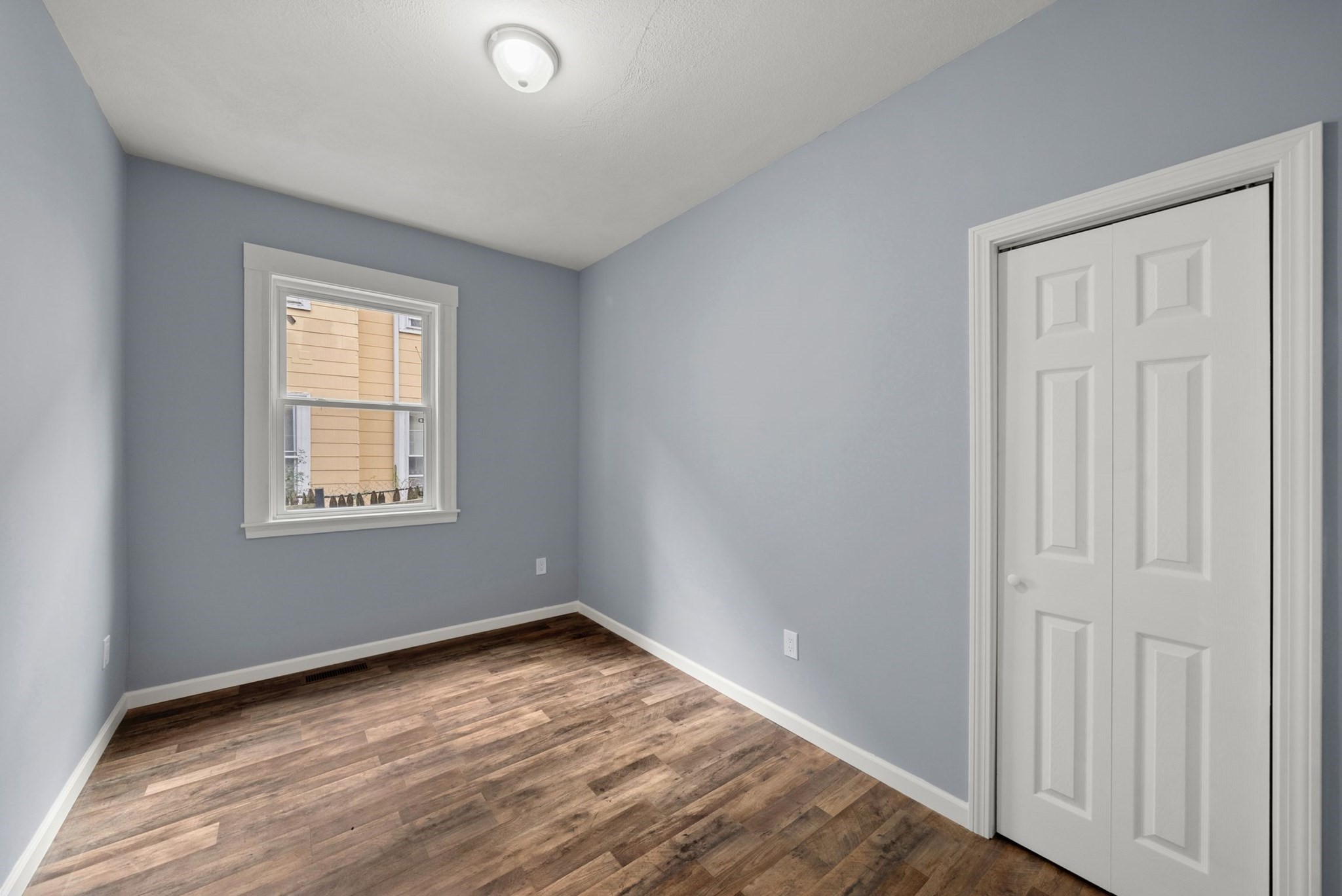roxbury - #73404038