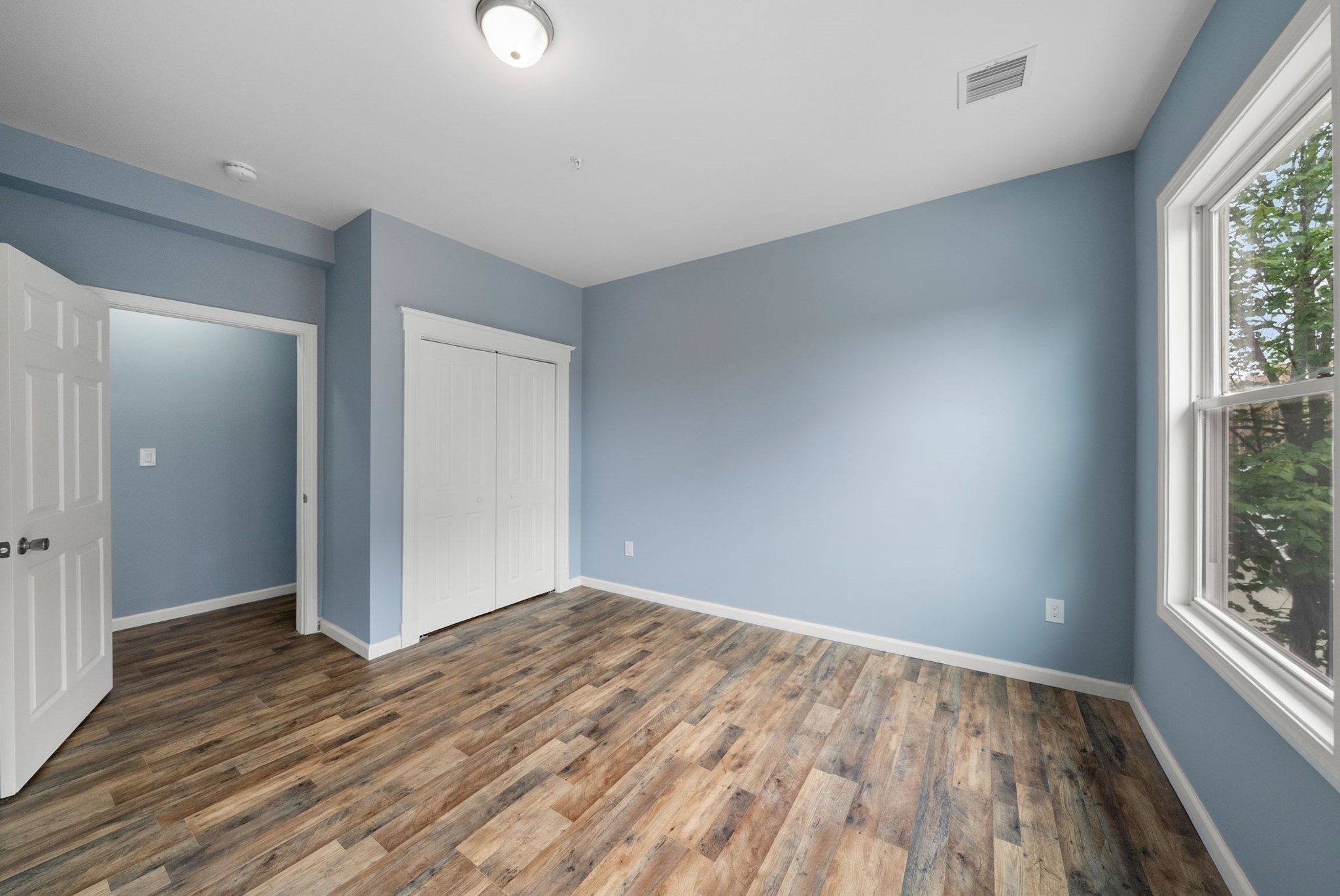 roxbury - #73404038