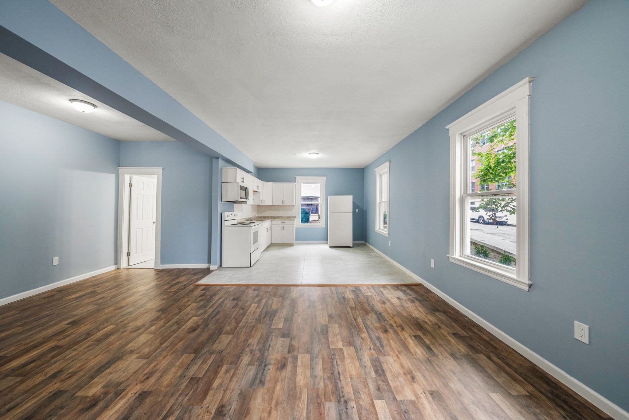roxbury - #73404038