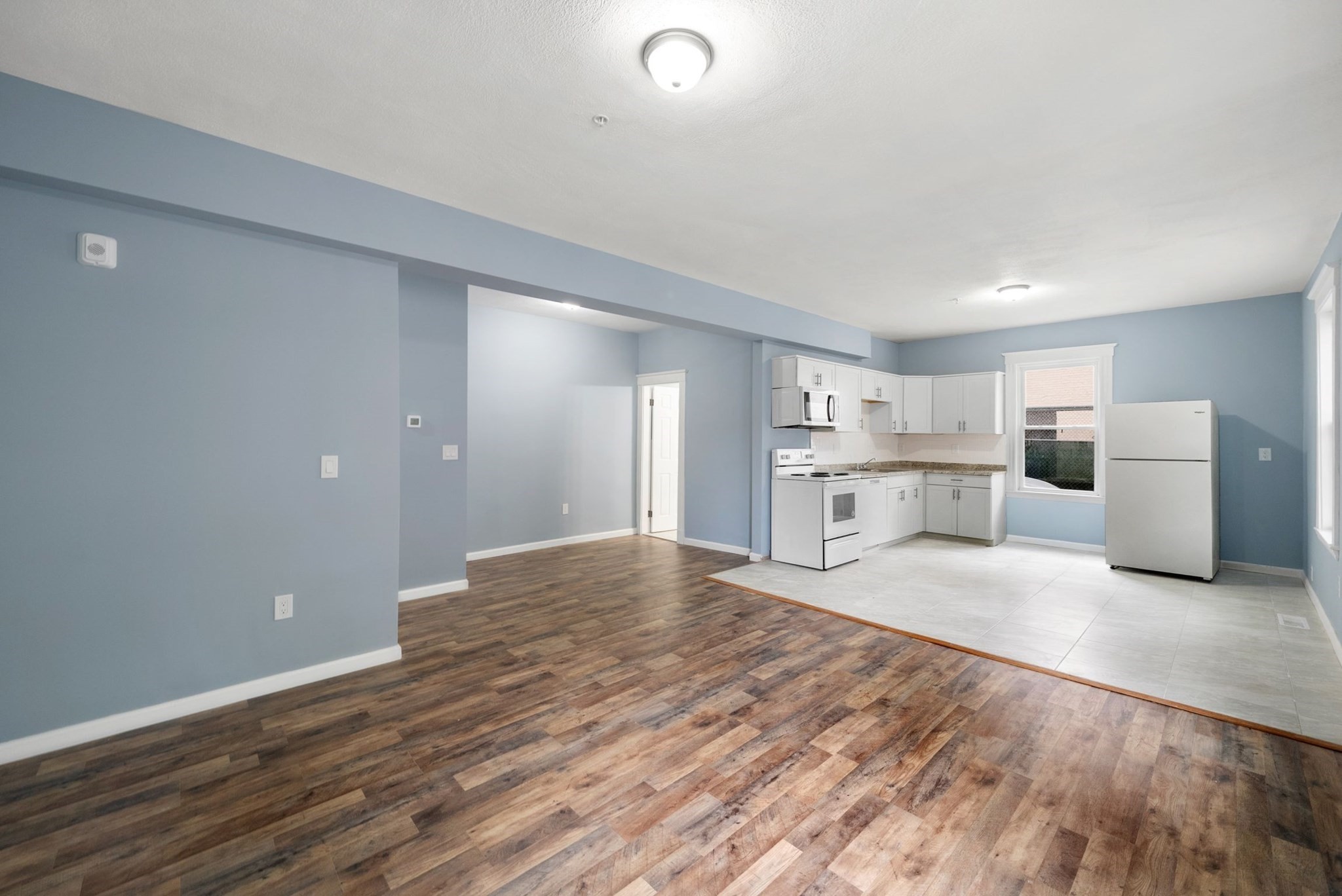 roxbury - #73404038