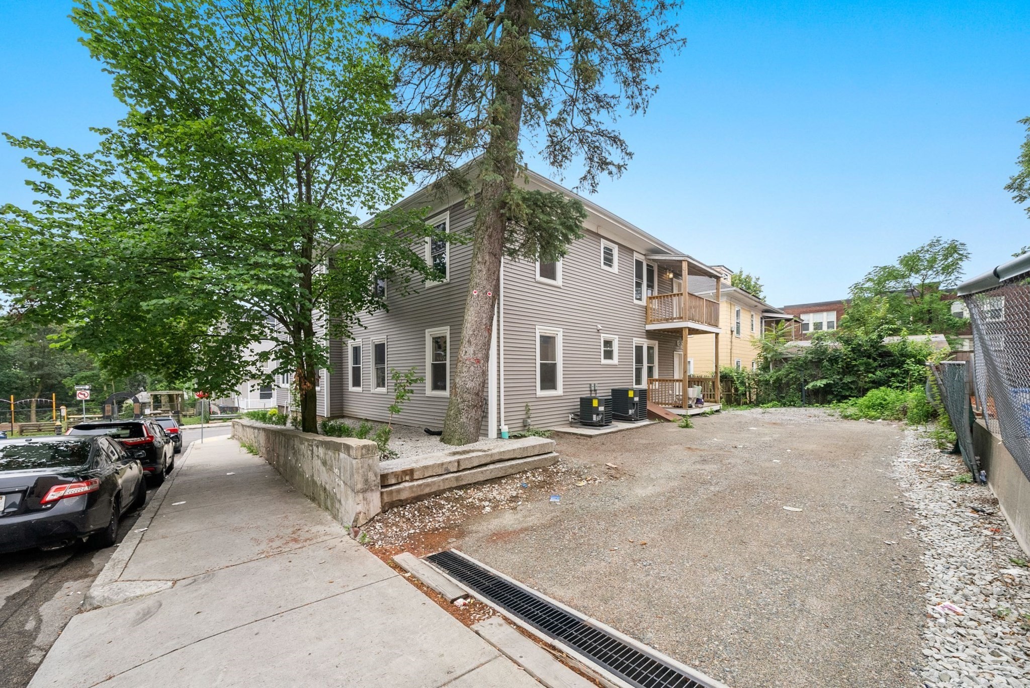roxbury - #73404038