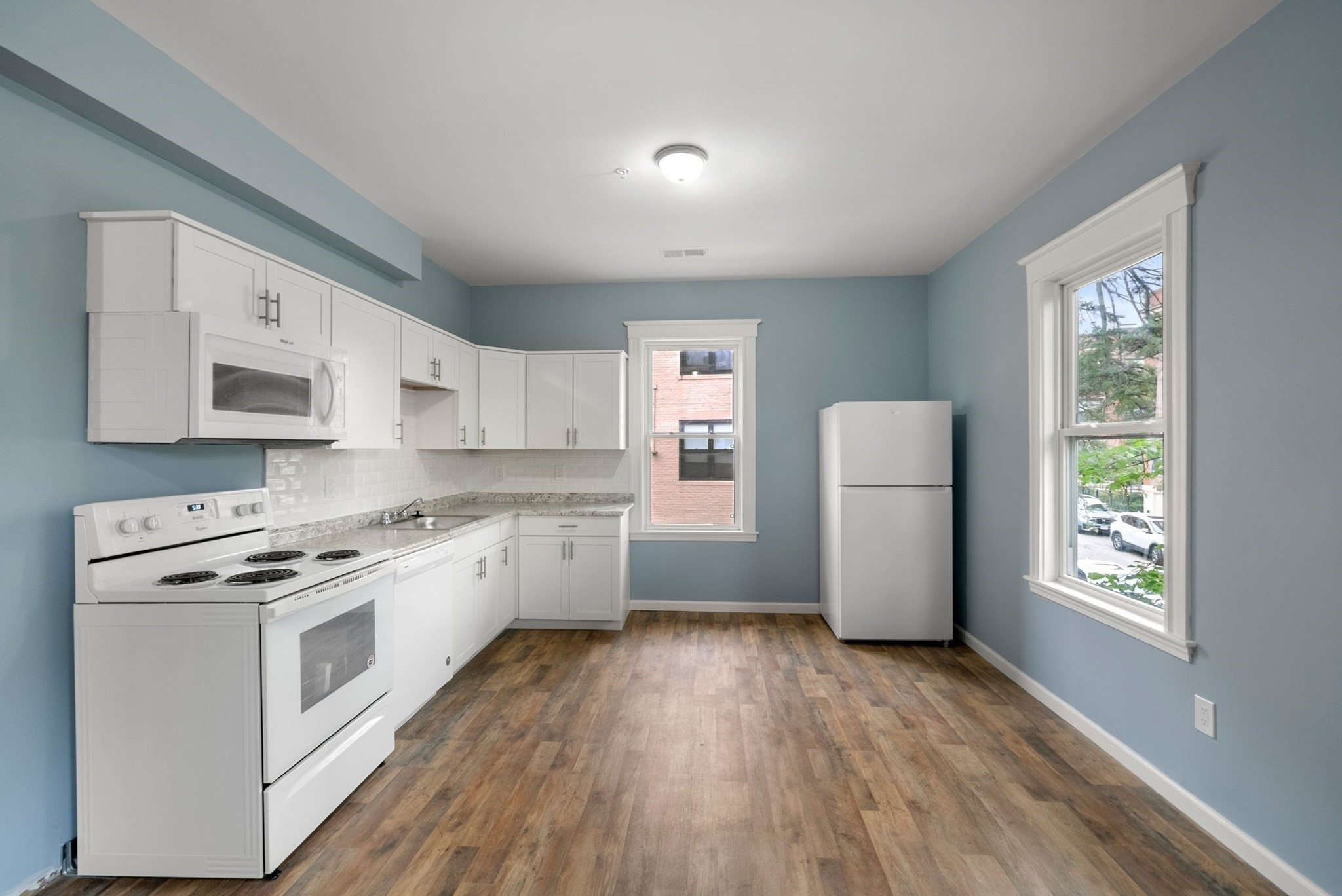 roxbury - #73404038