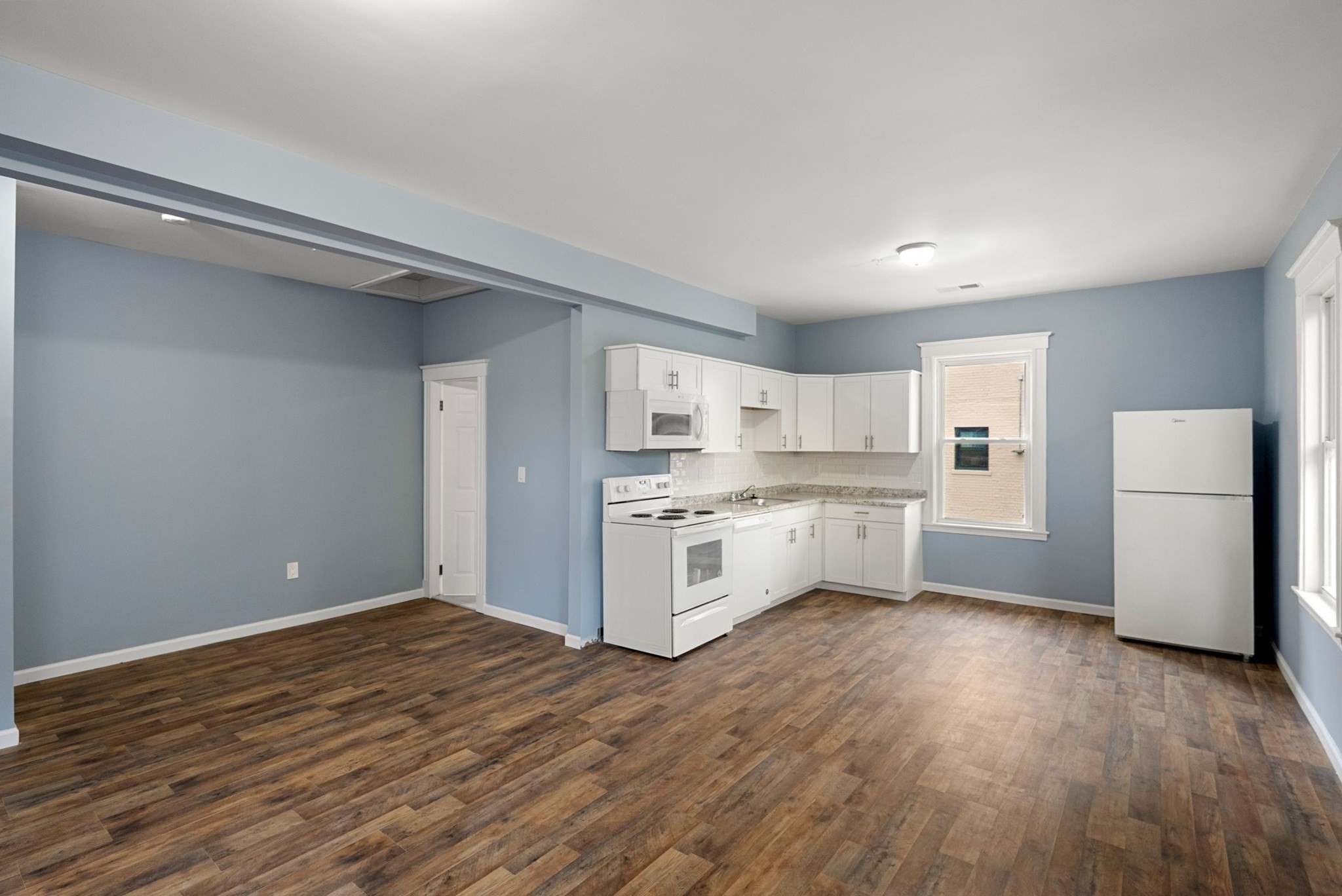 roxbury - #73404038