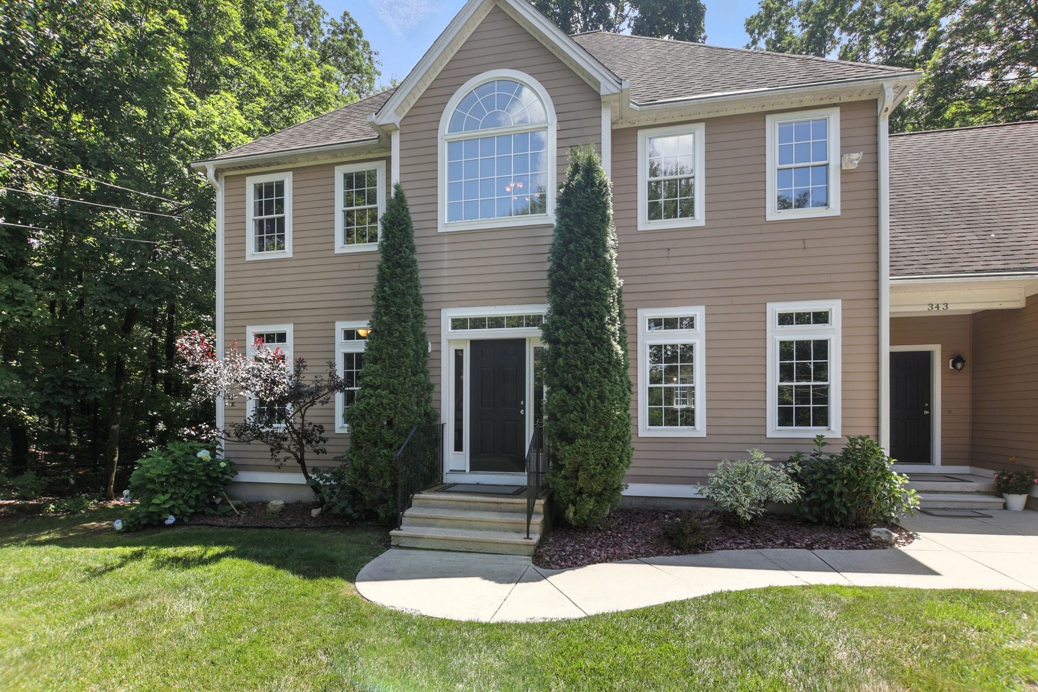 belchertown - #73404117