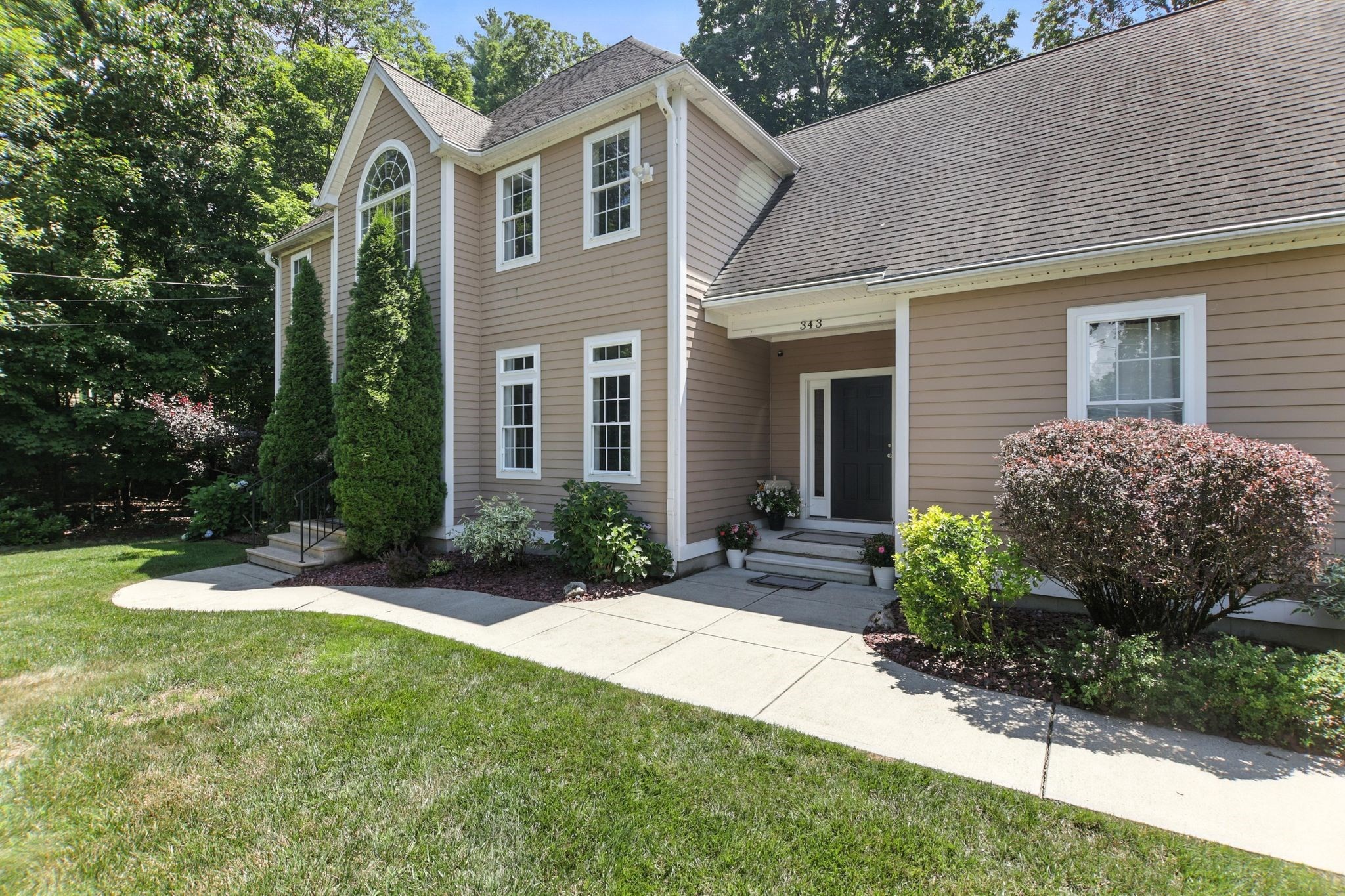 belchertown - #73404117