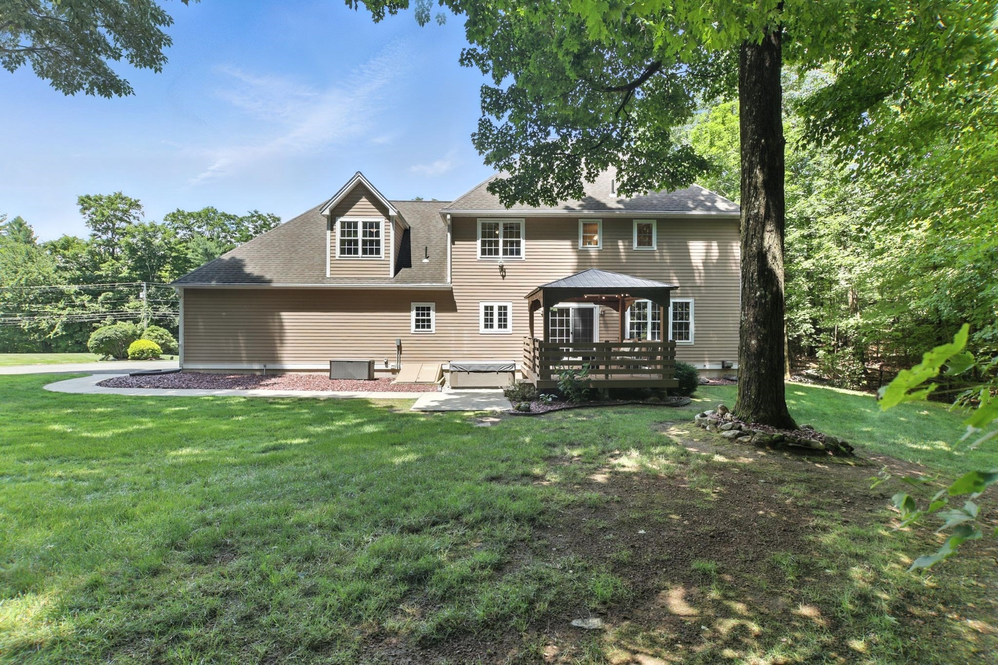 belchertown - #73404117