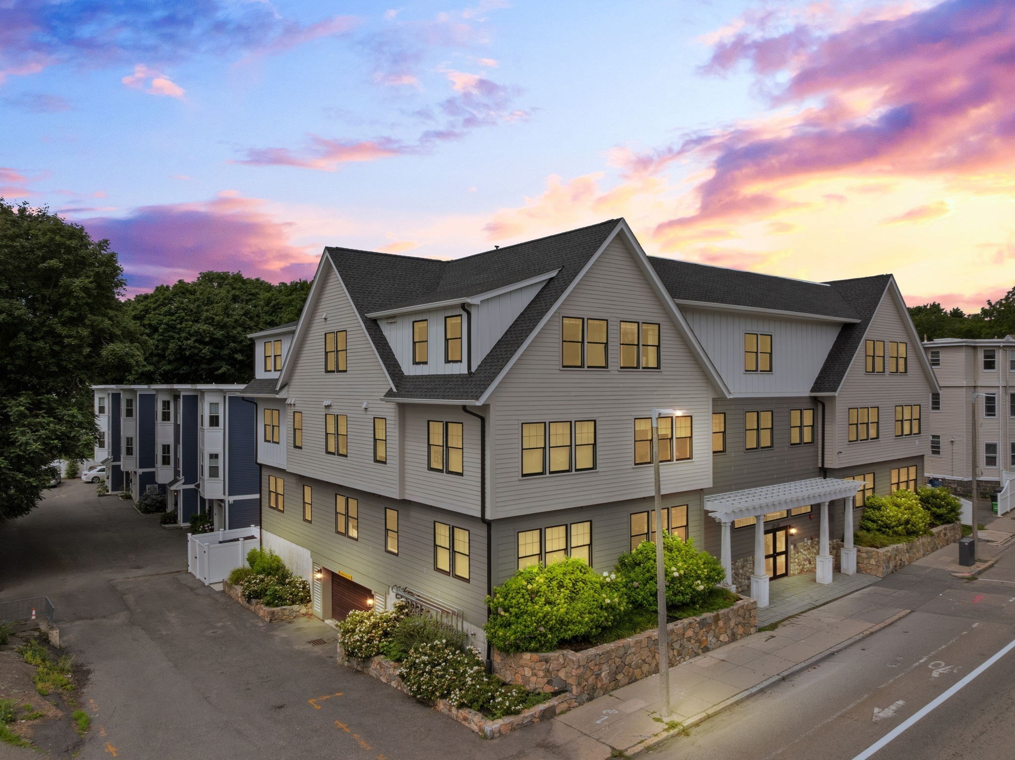 roslindale - #73404172