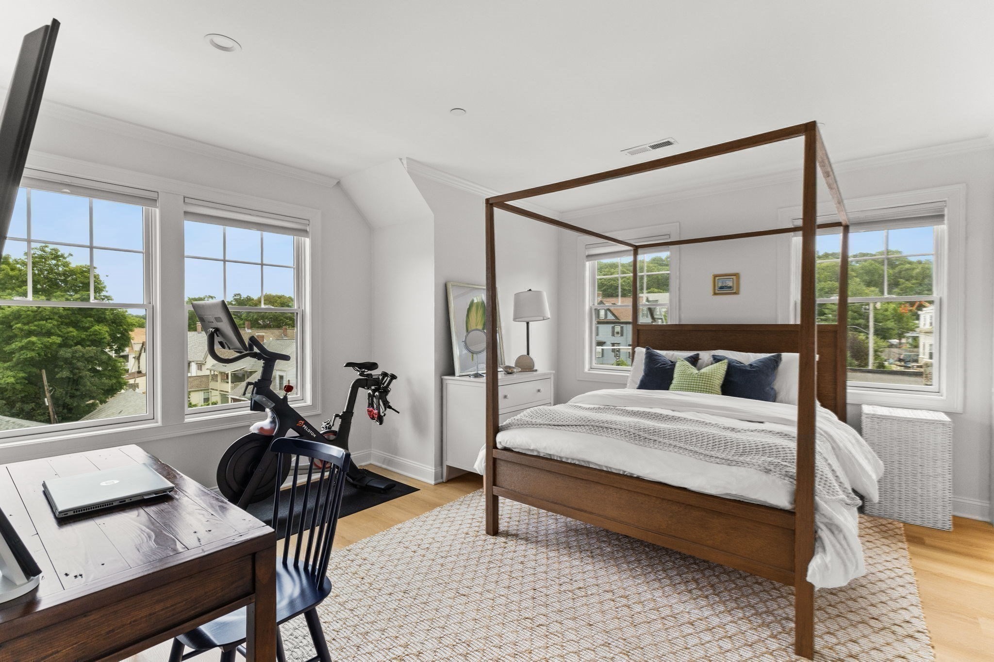 roslindale - #73404172