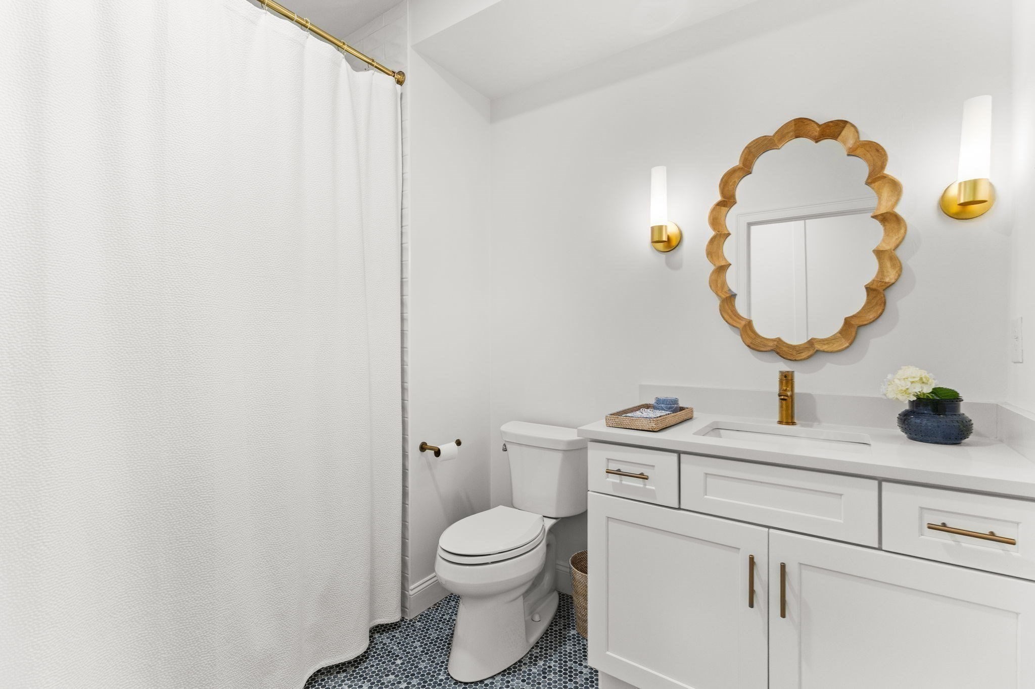 roslindale - #73404172
