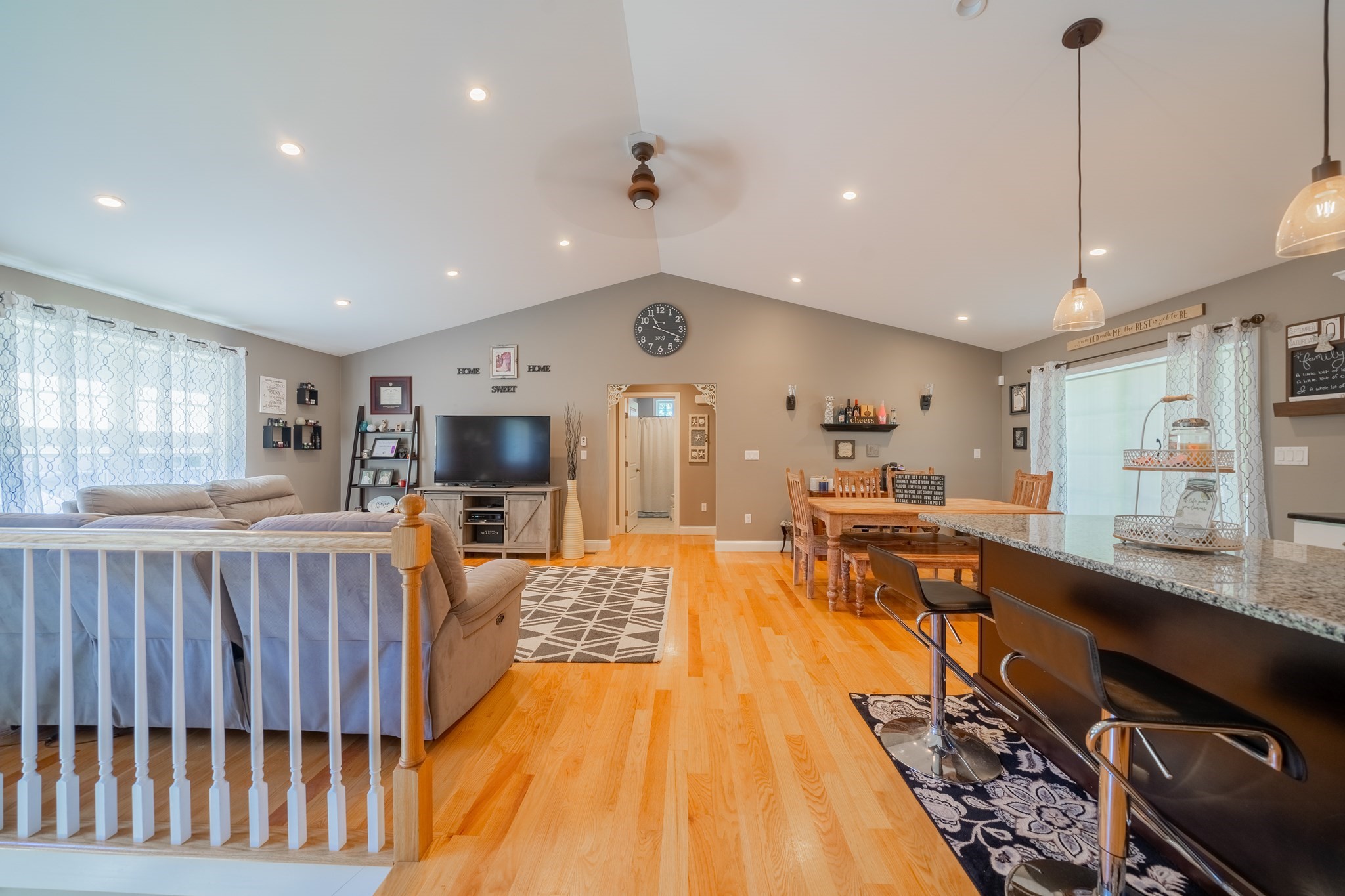 new-bedford - #73404179