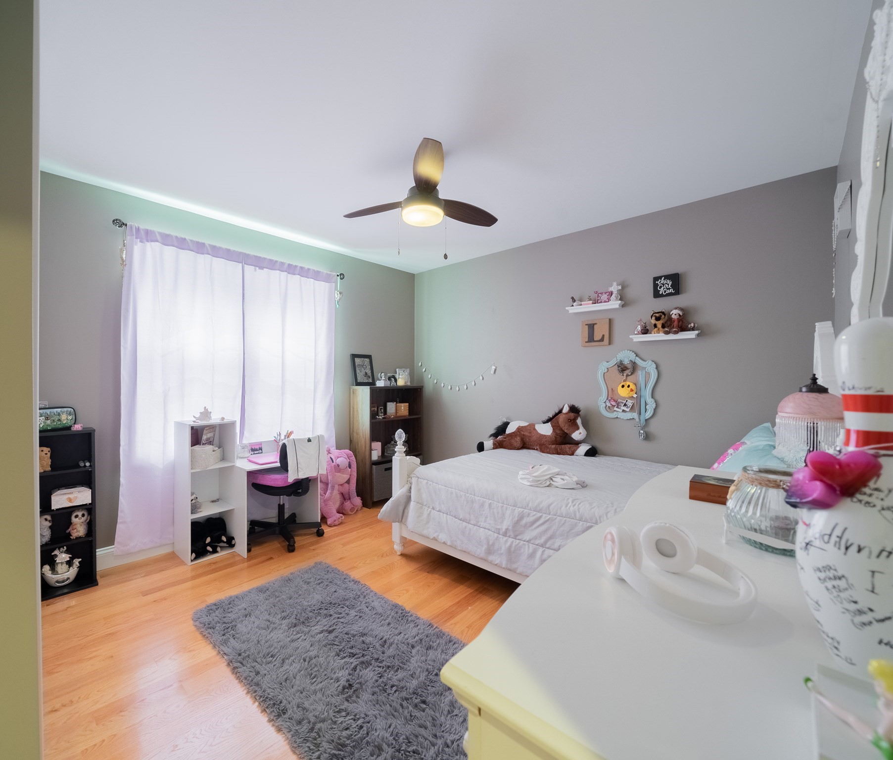 new-bedford - #73404179