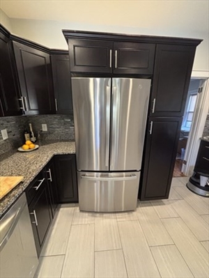 569 Commonwealth Ave, Apt 2