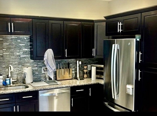 569 Commonwealth Ave, Apt 2